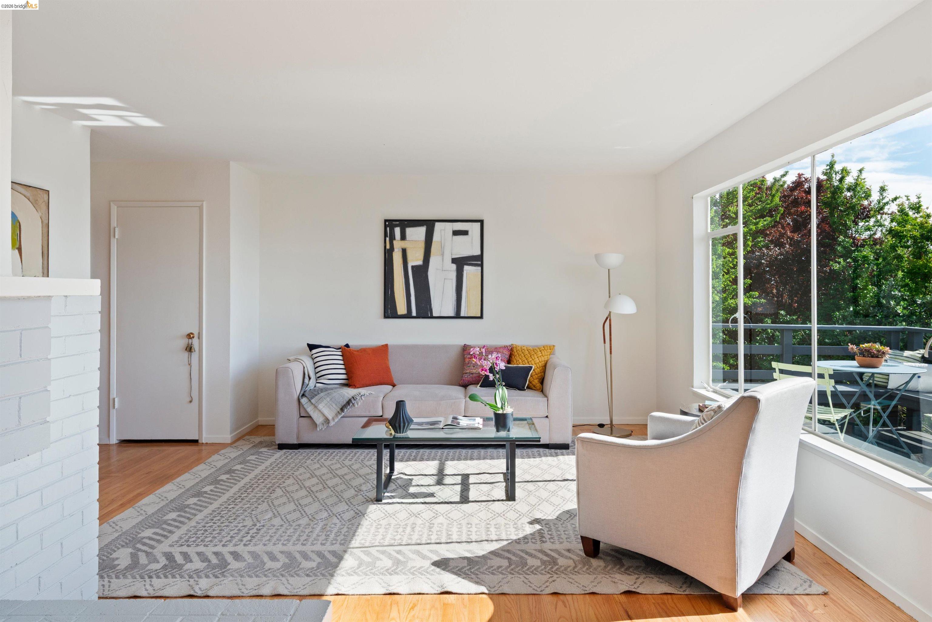 5941 Harbor View Ave