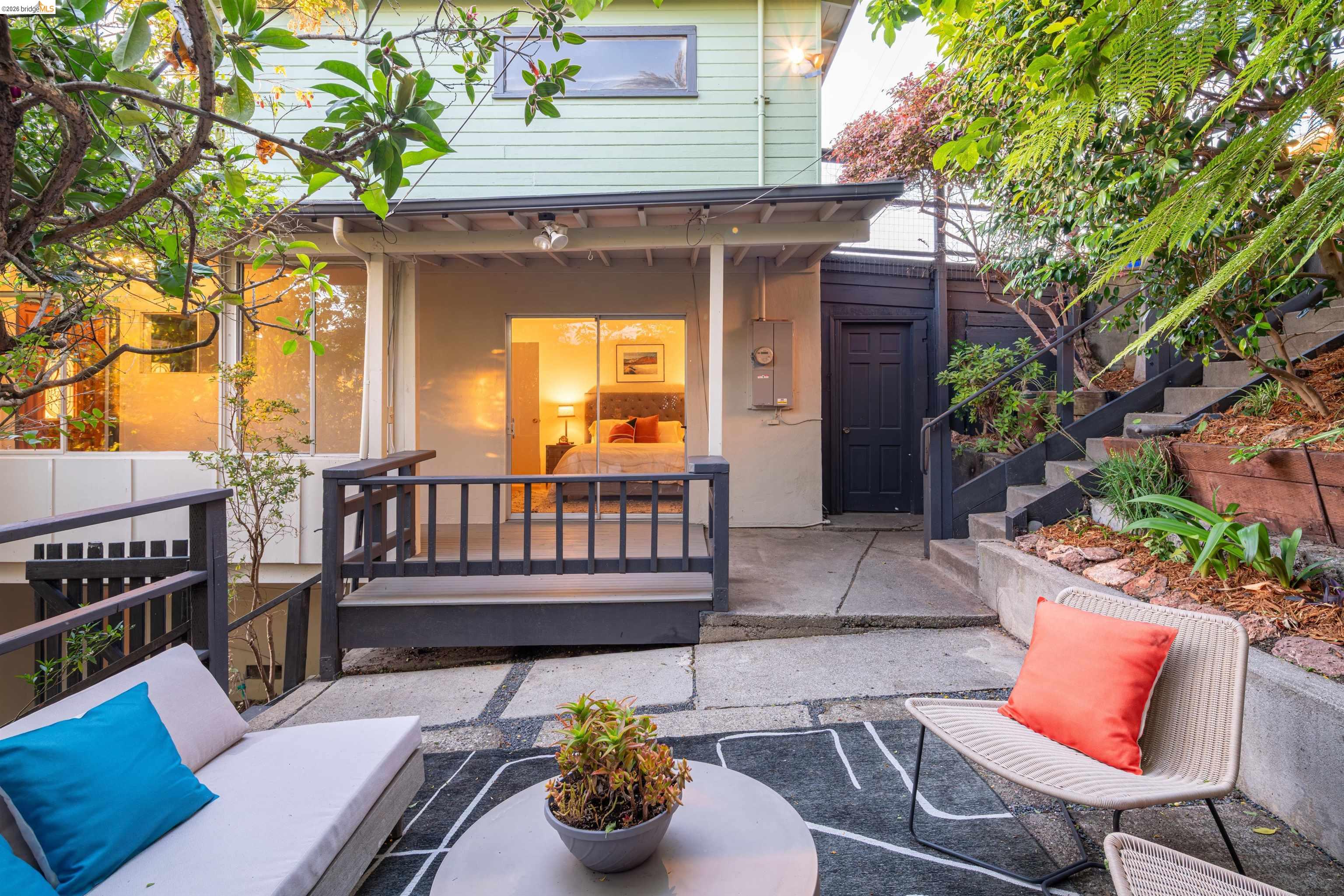 5941 Harbor View Ave