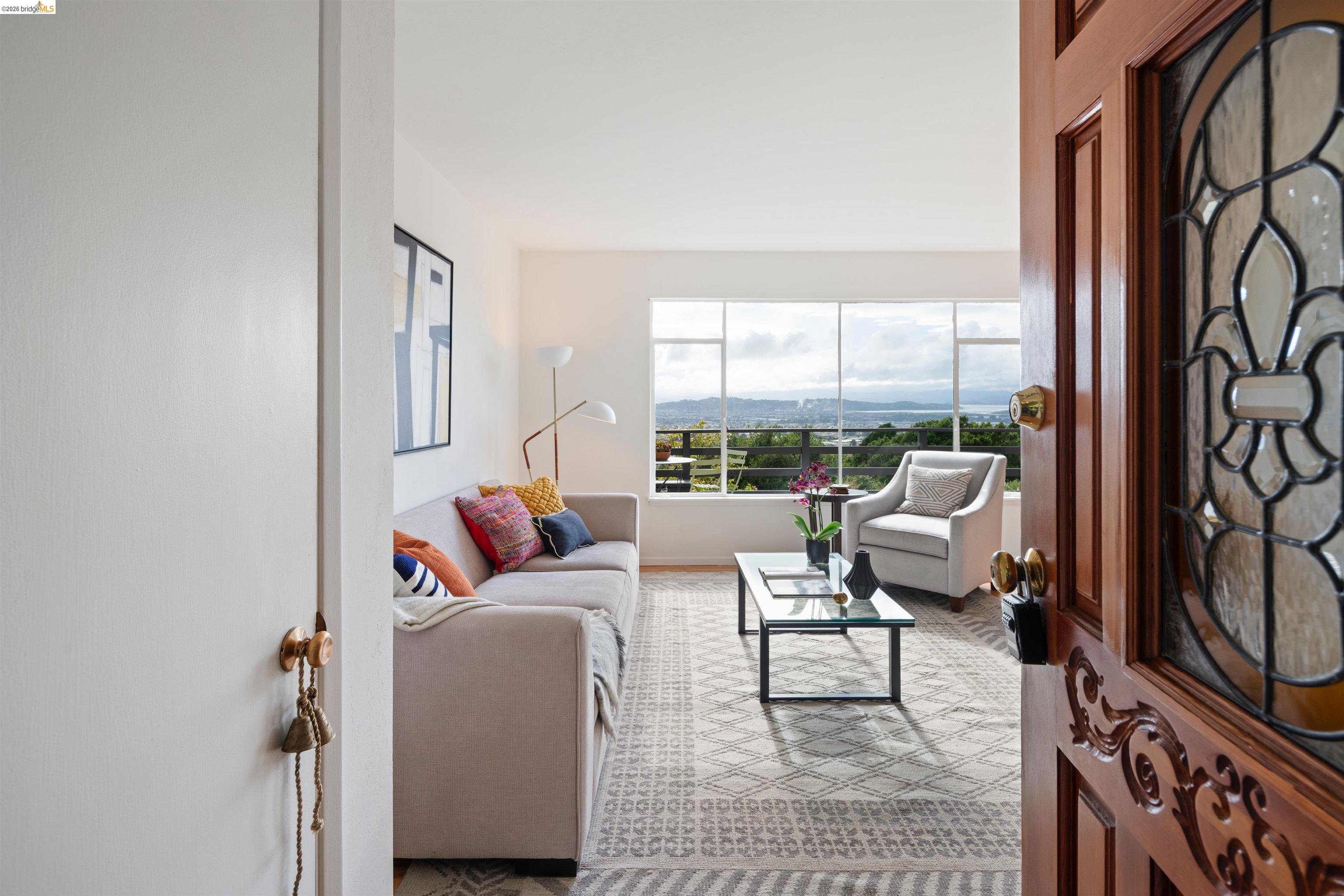 5941 Harbor View Ave