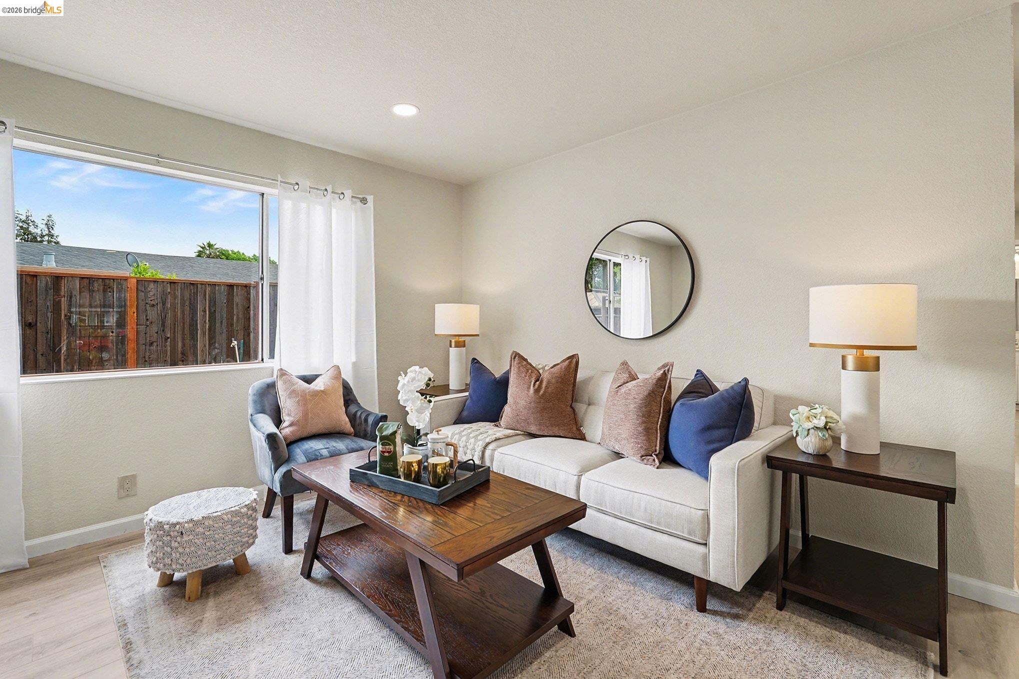 2713 Del Oro Cir
