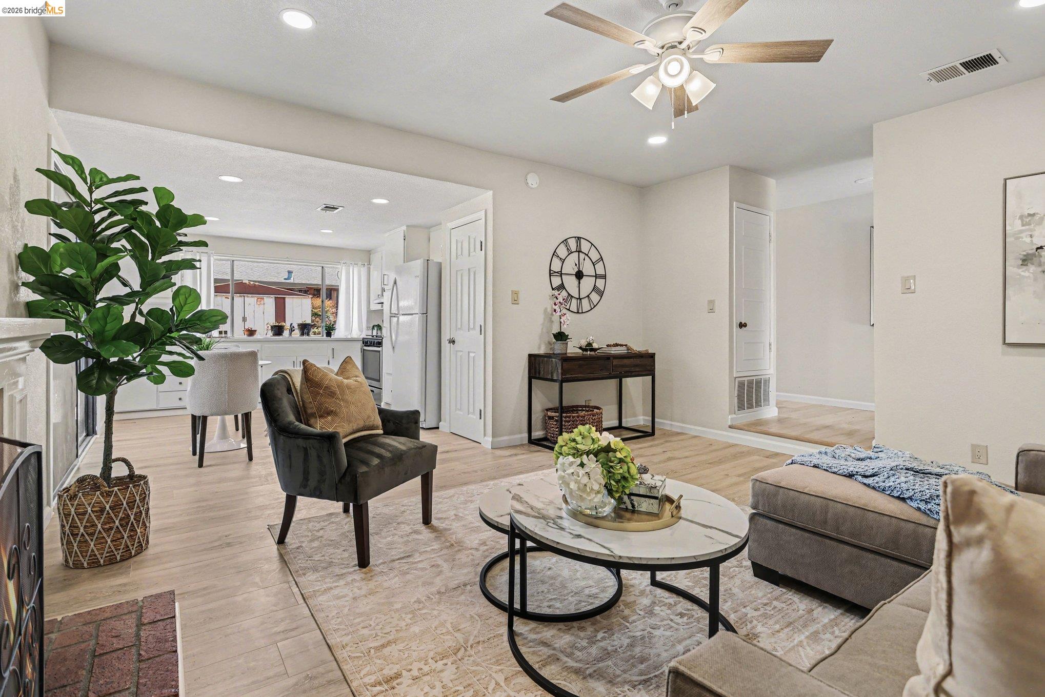 2713 Del Oro Cir
