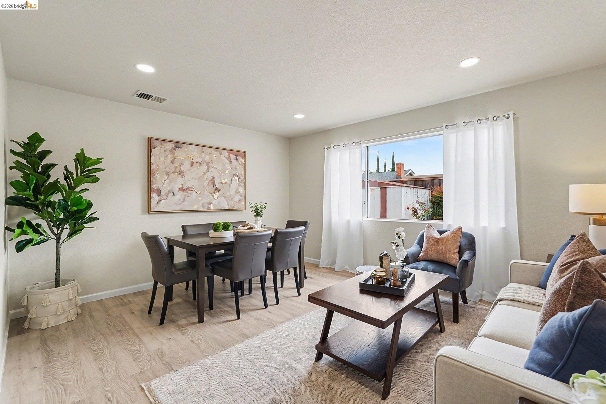 2713 Del Oro Cir