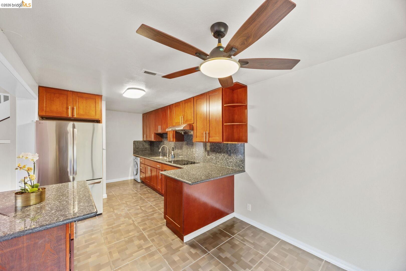 43 Paseo Grande APT A