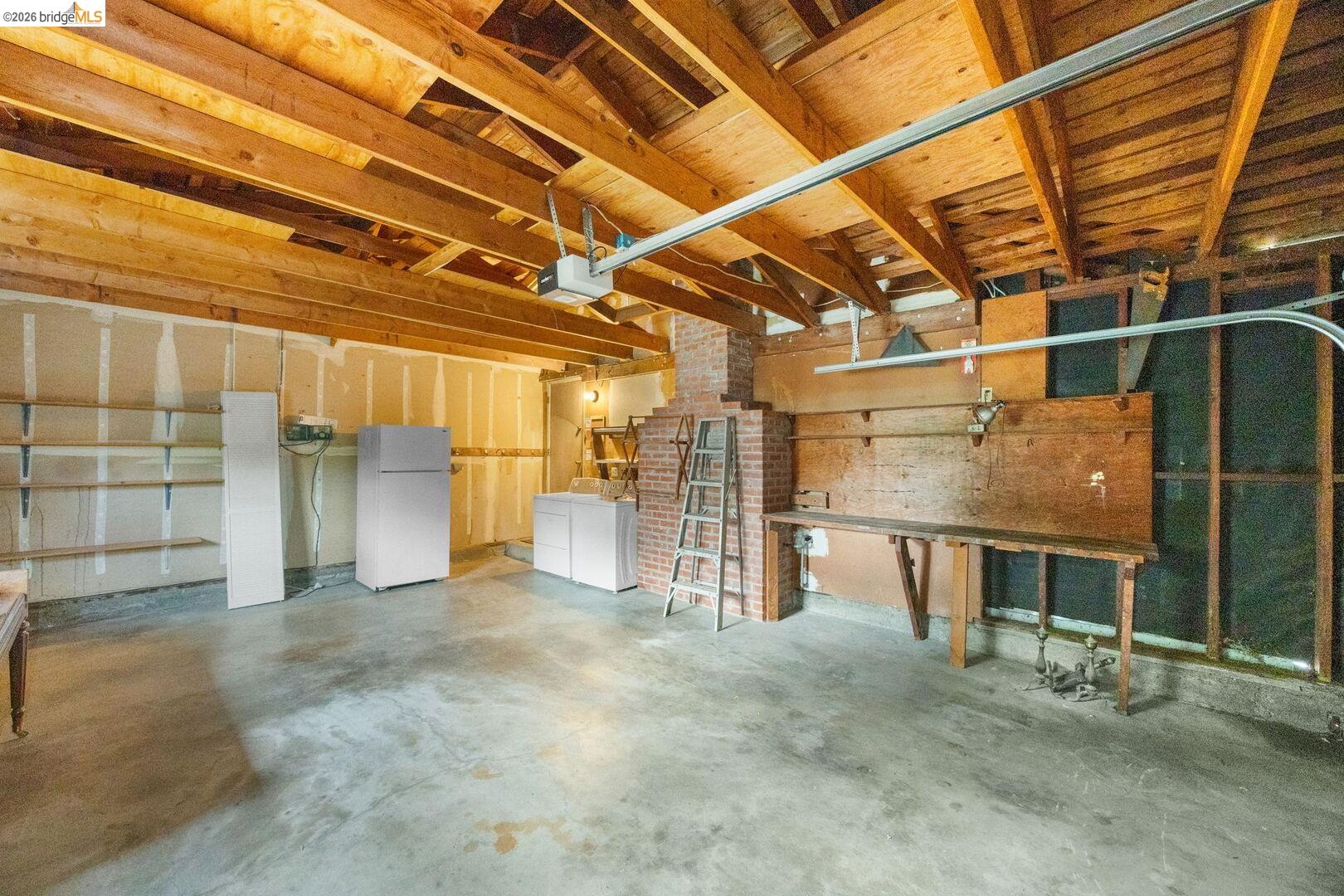 105 Linda LN