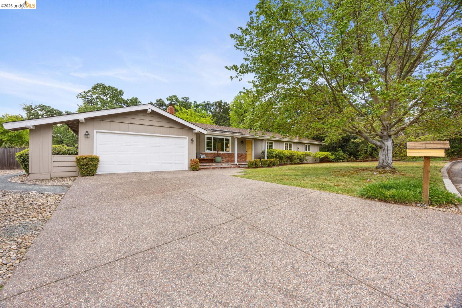 105 Linda LN