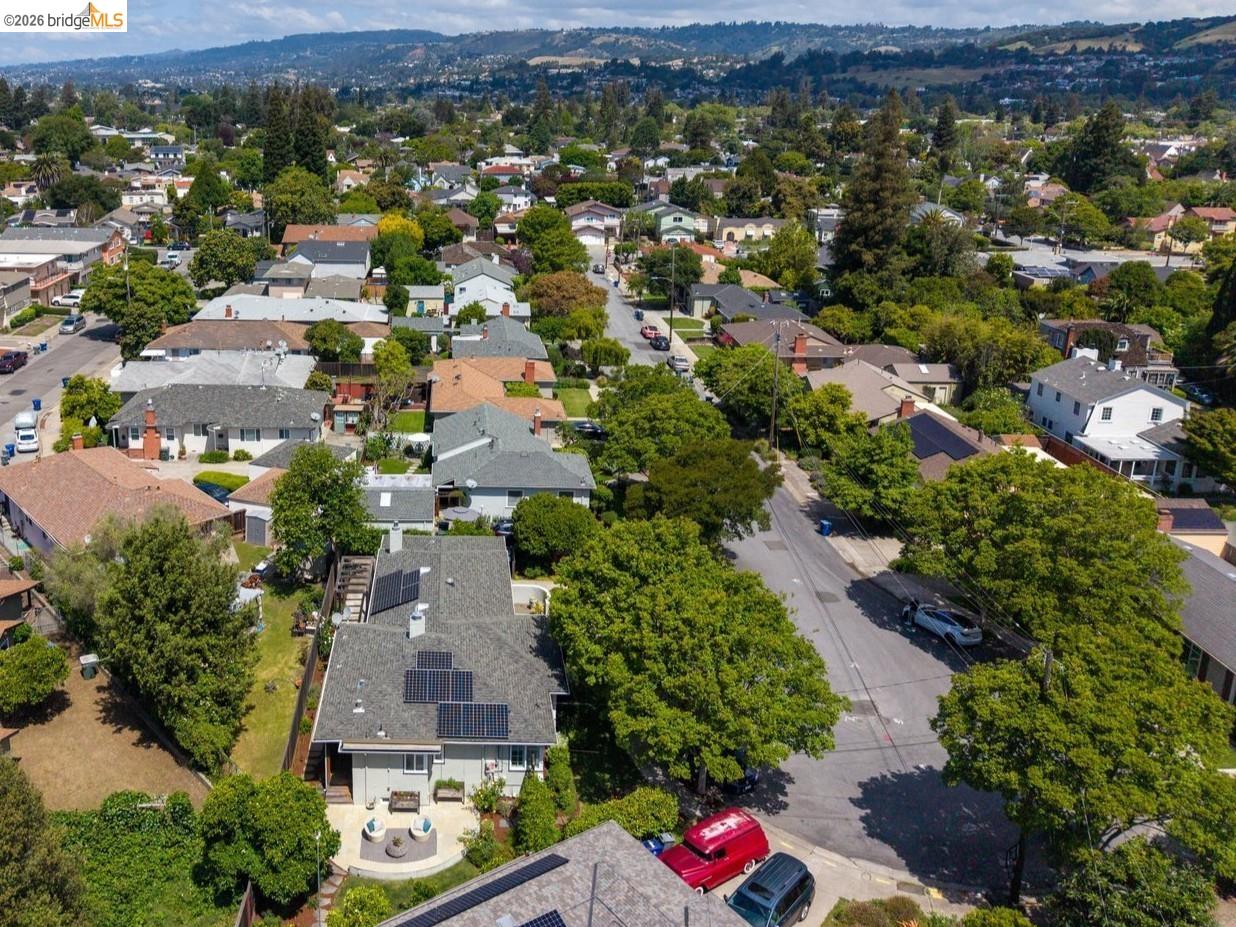 965 Ramona Way