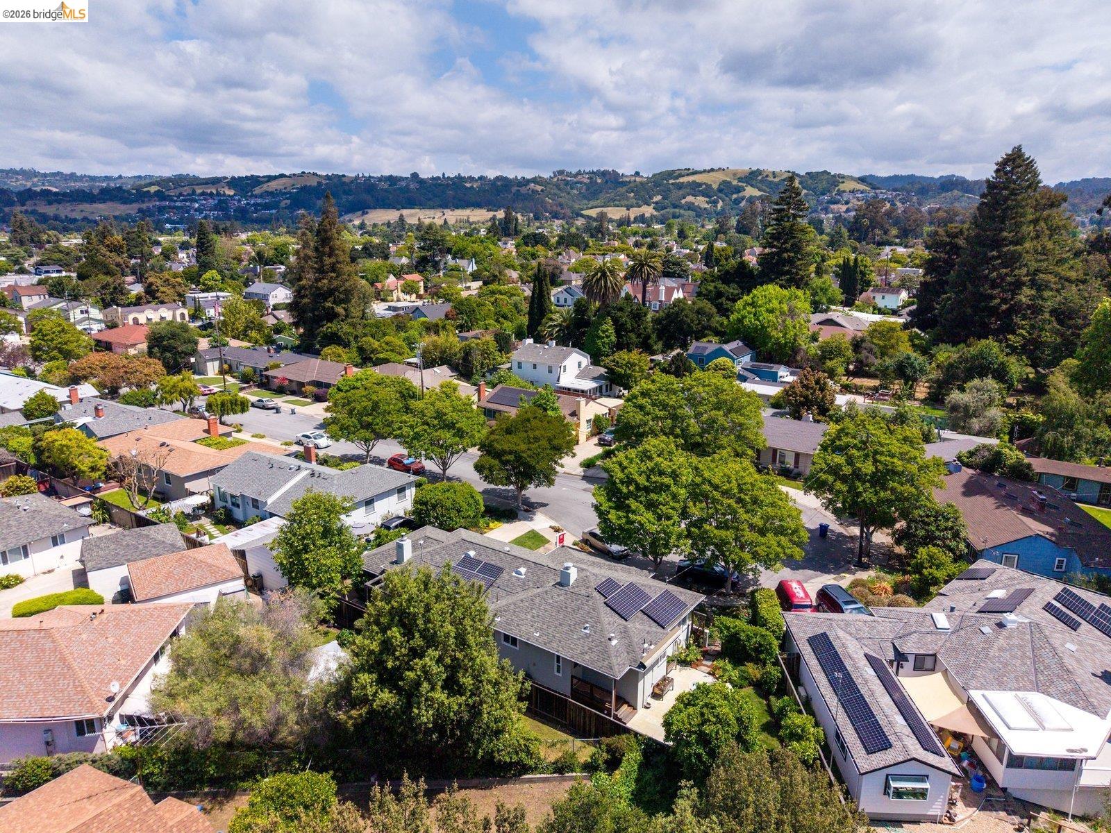 965 Ramona Way