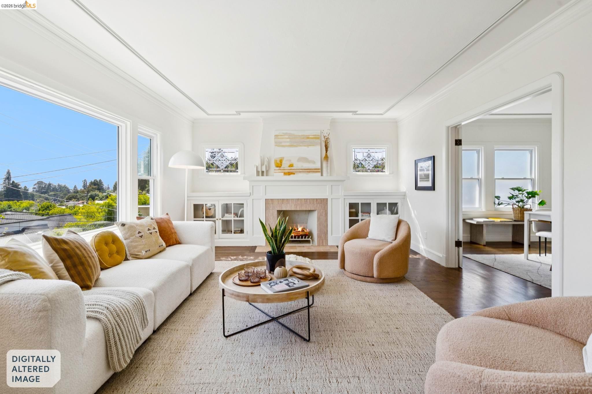 6720 MANOR CREST