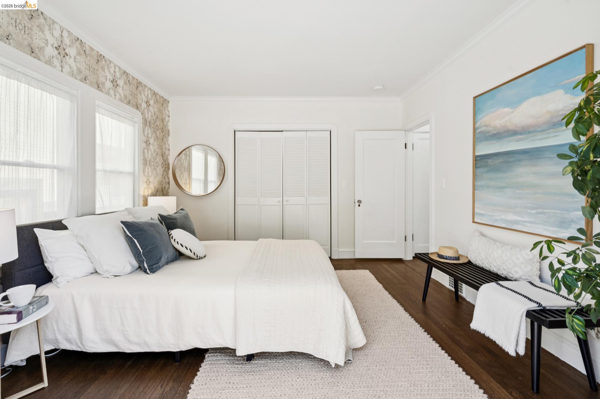 6720 MANOR CREST