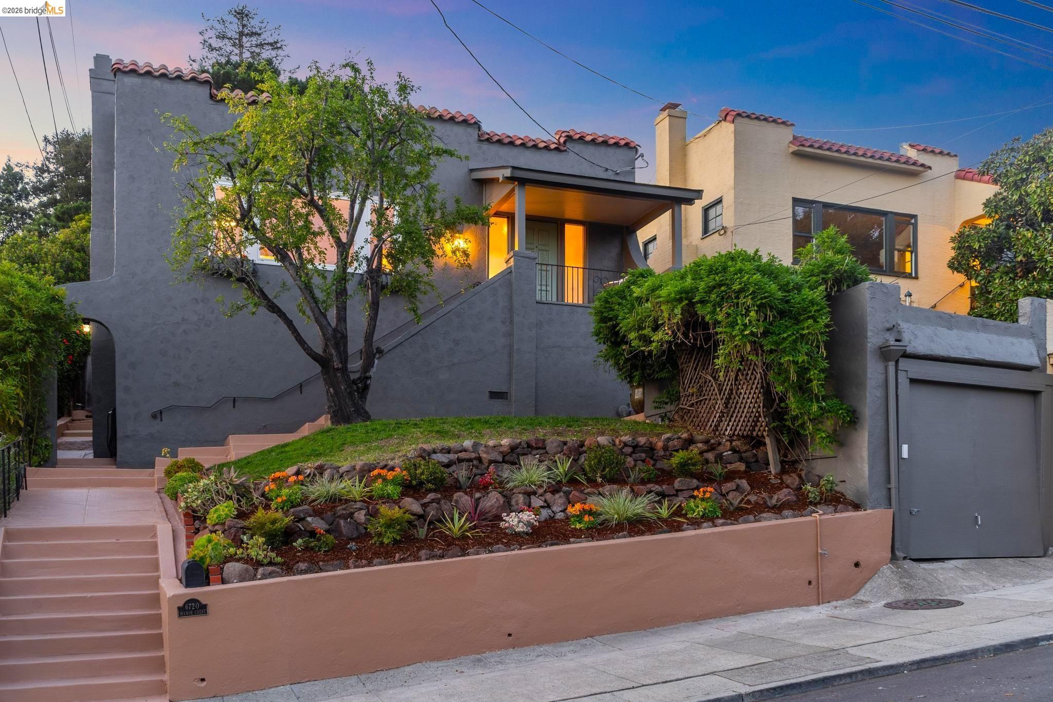 6720 MANOR CREST