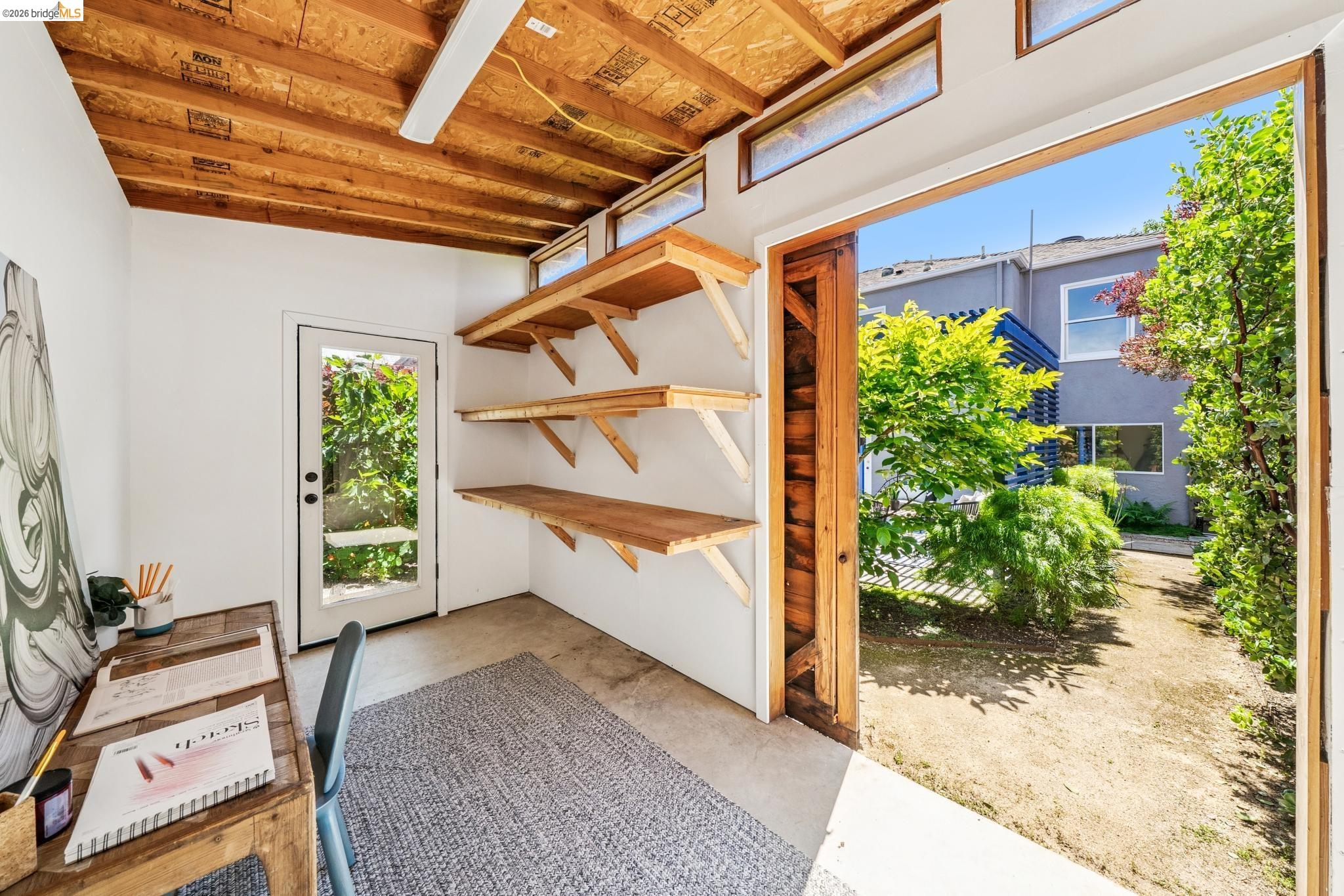 1339 Thousand Oaks Blvd.