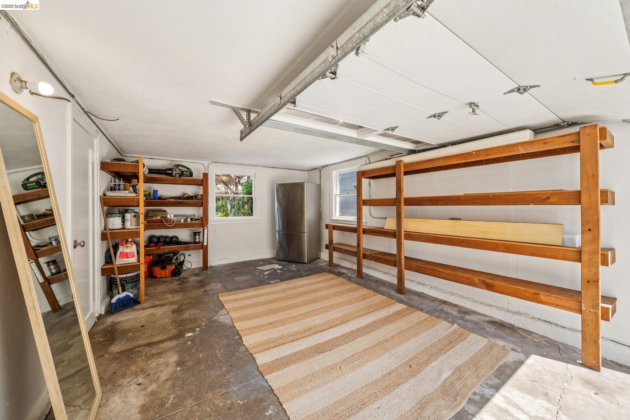 1339 Thousand Oaks Blvd.