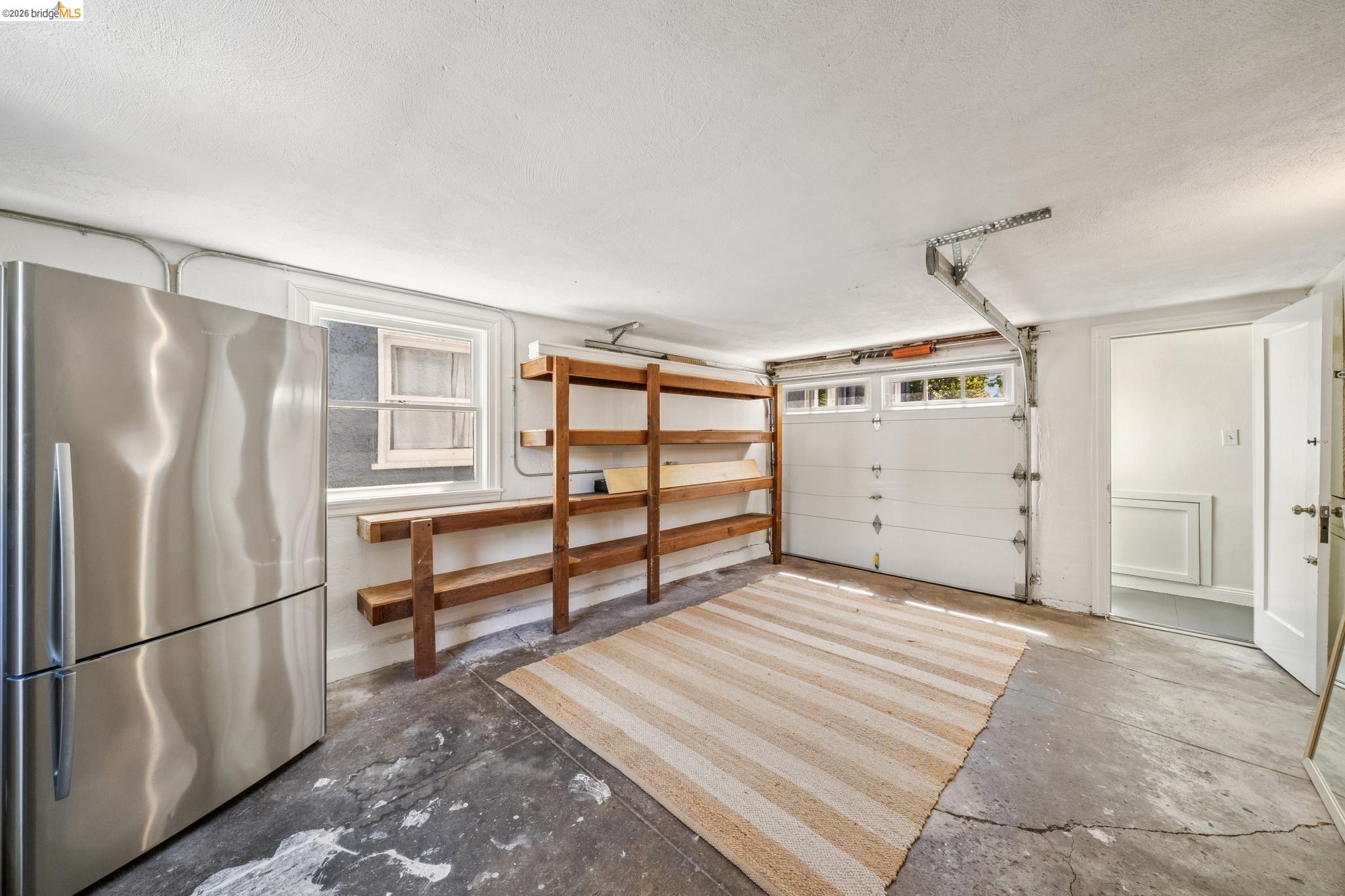 1339 Thousand Oaks Blvd.