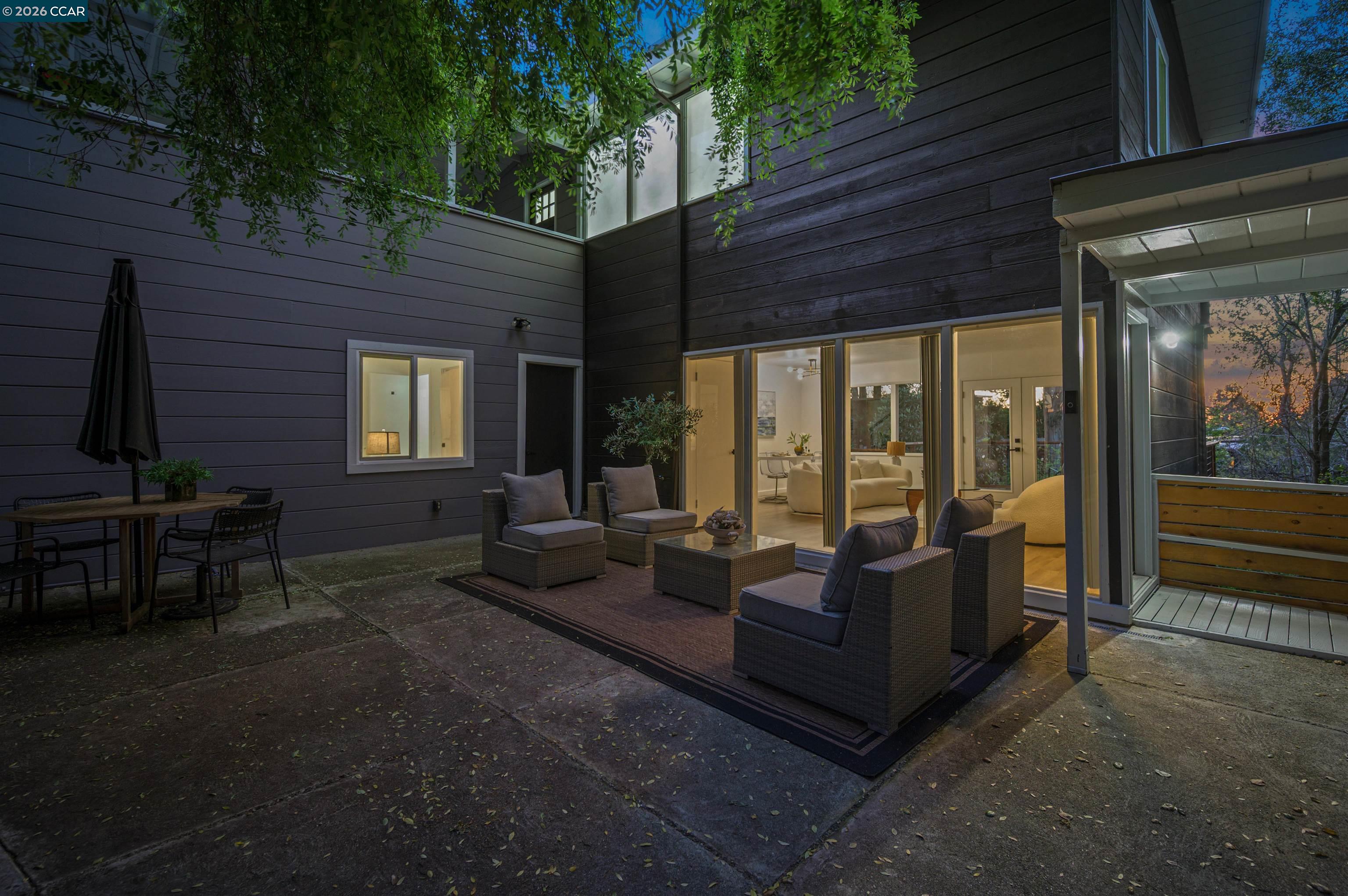 230 Fairlawn Dr