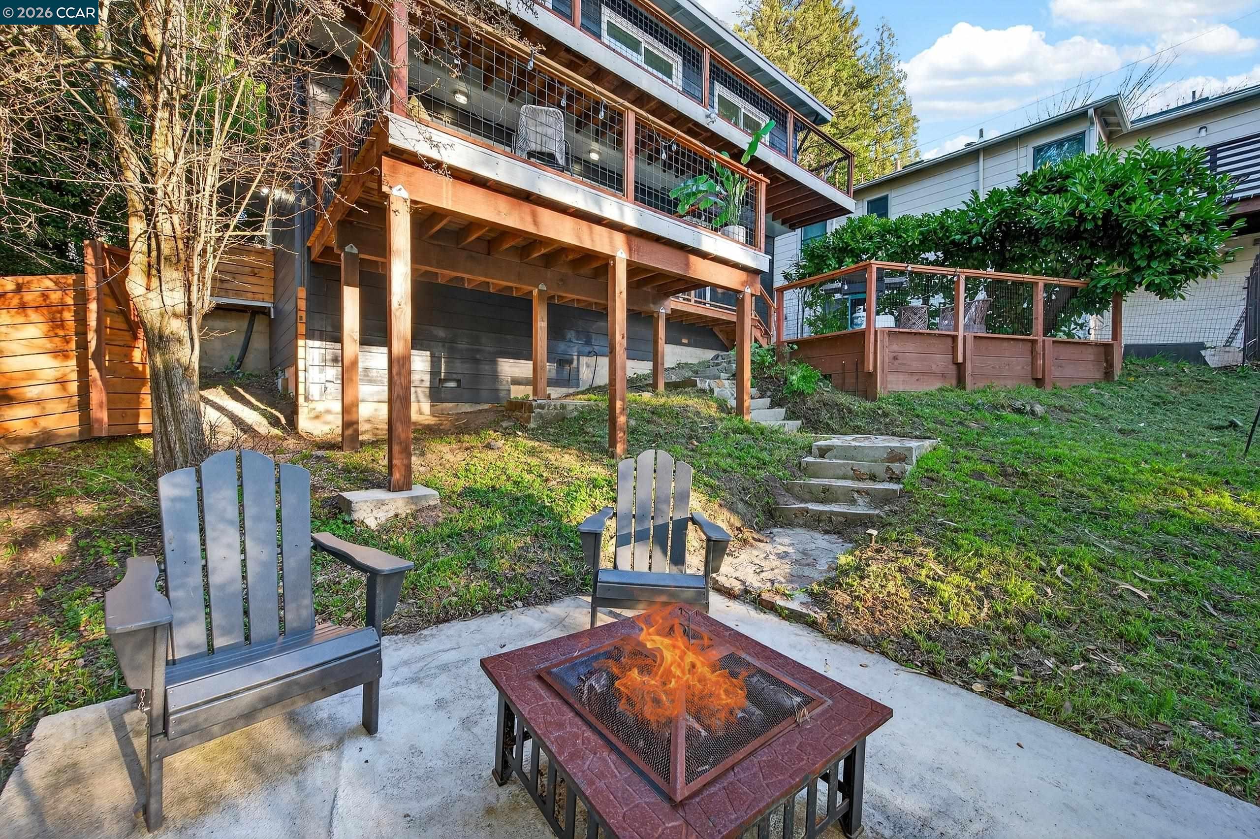 230 Fairlawn Dr