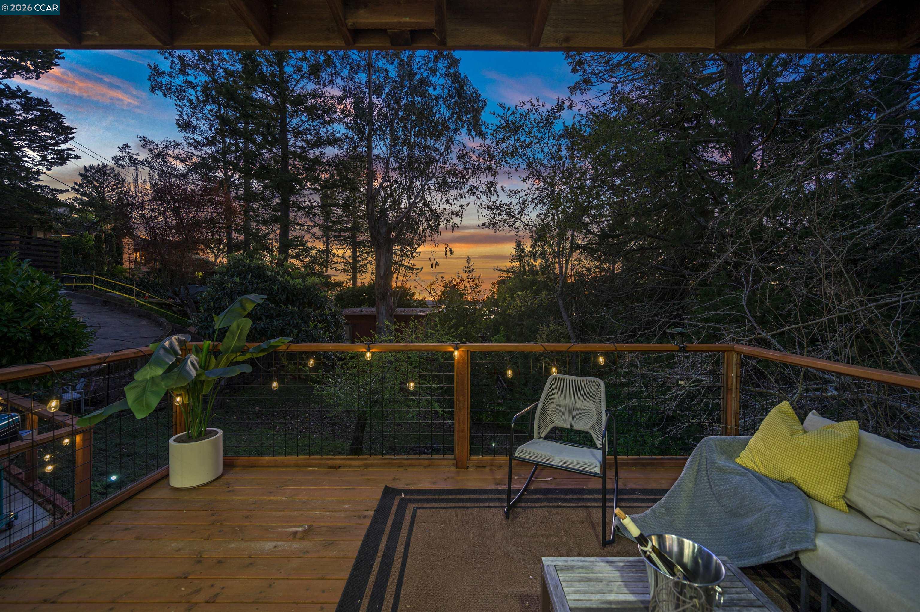 230 Fairlawn Dr