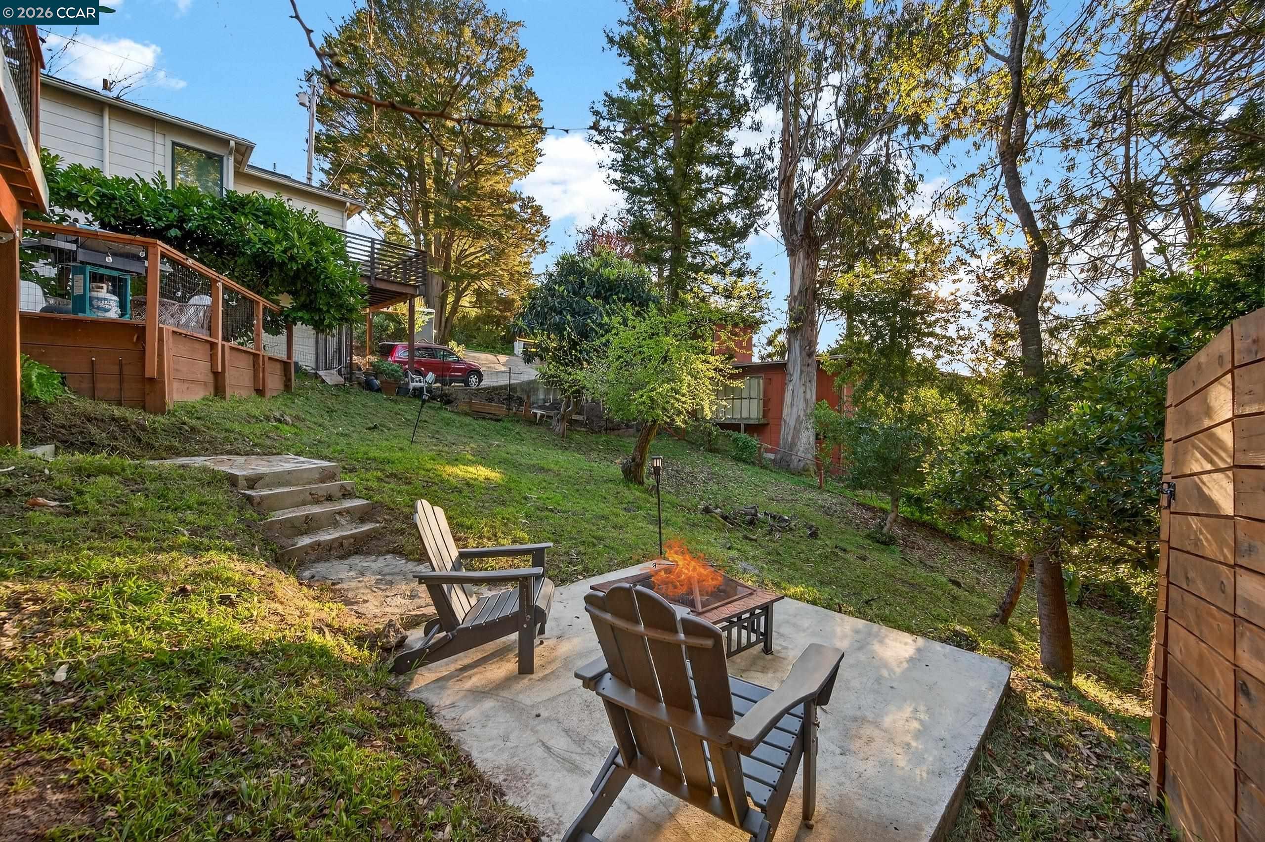 230 Fairlawn Dr