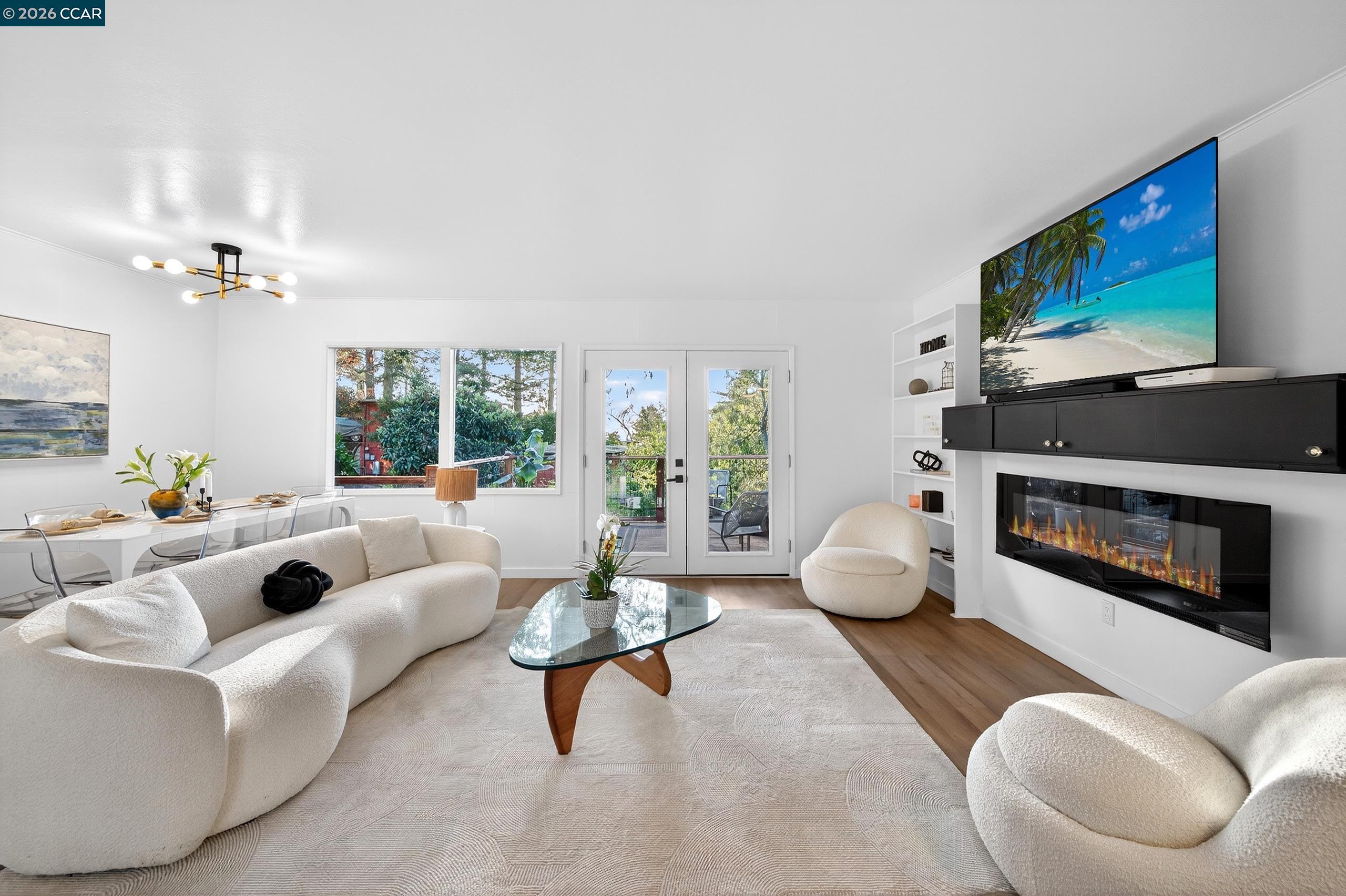 230 Fairlawn Dr
