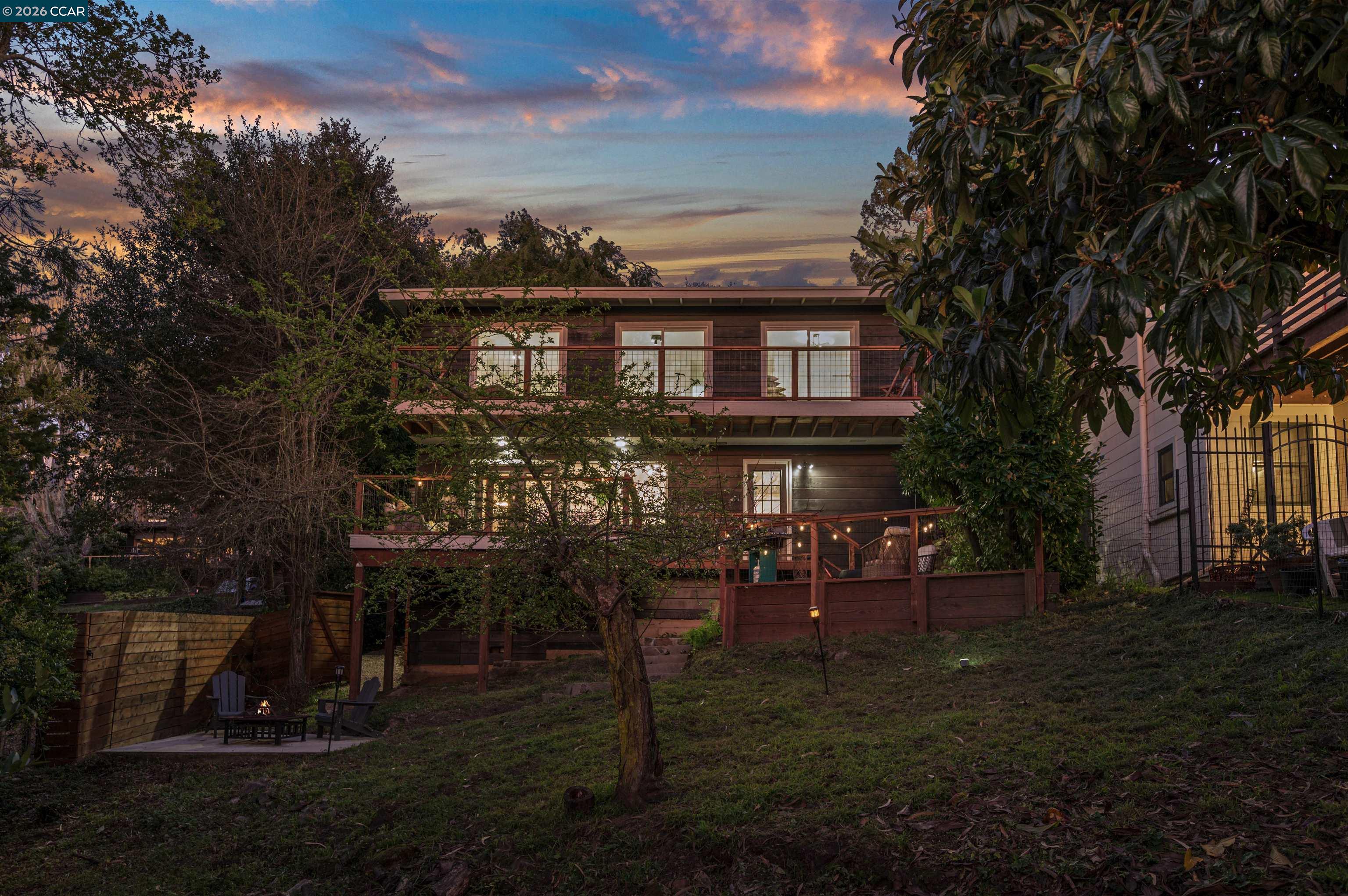 230 Fairlawn Dr