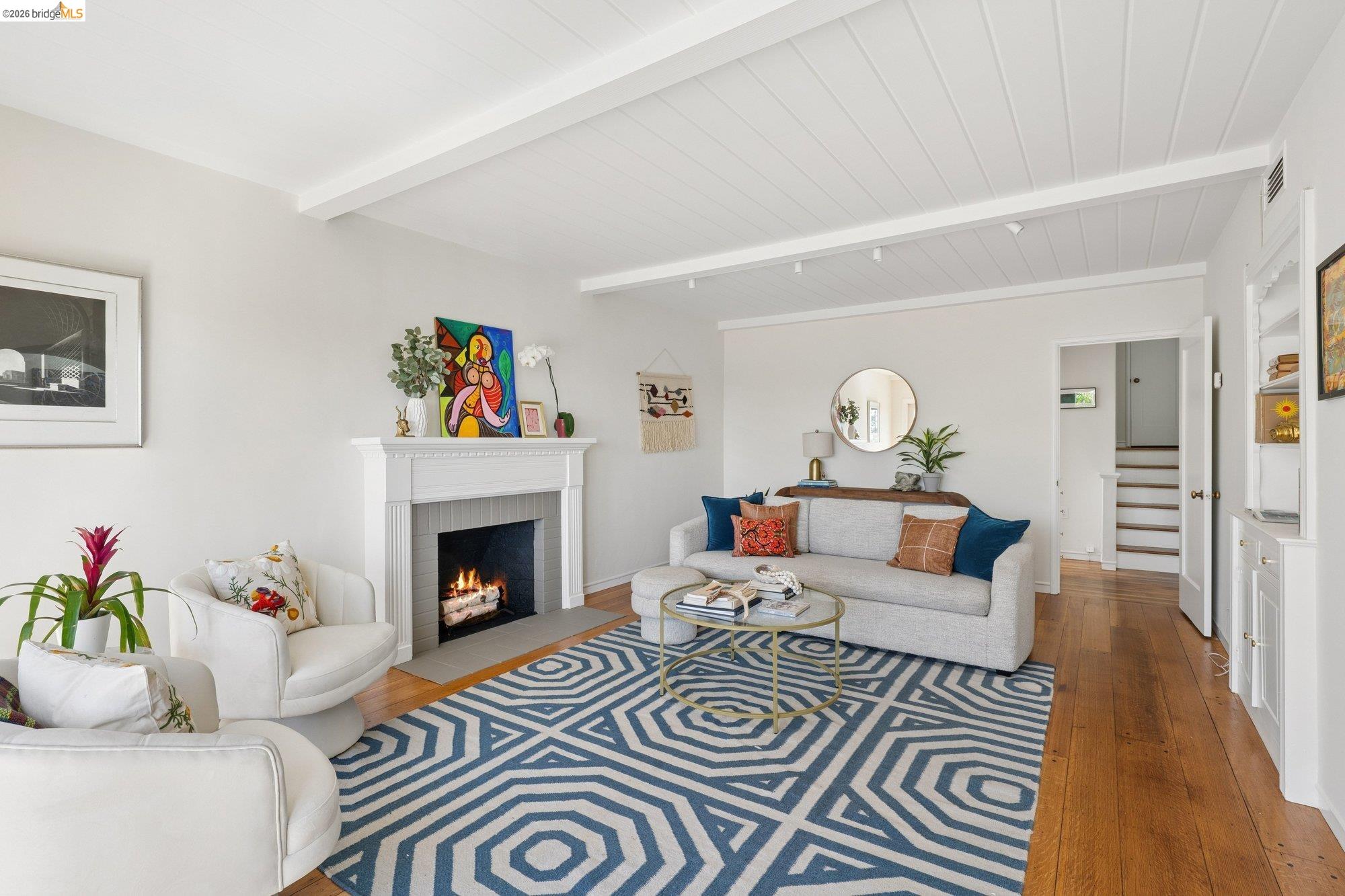 4282 Fruitvale Ave