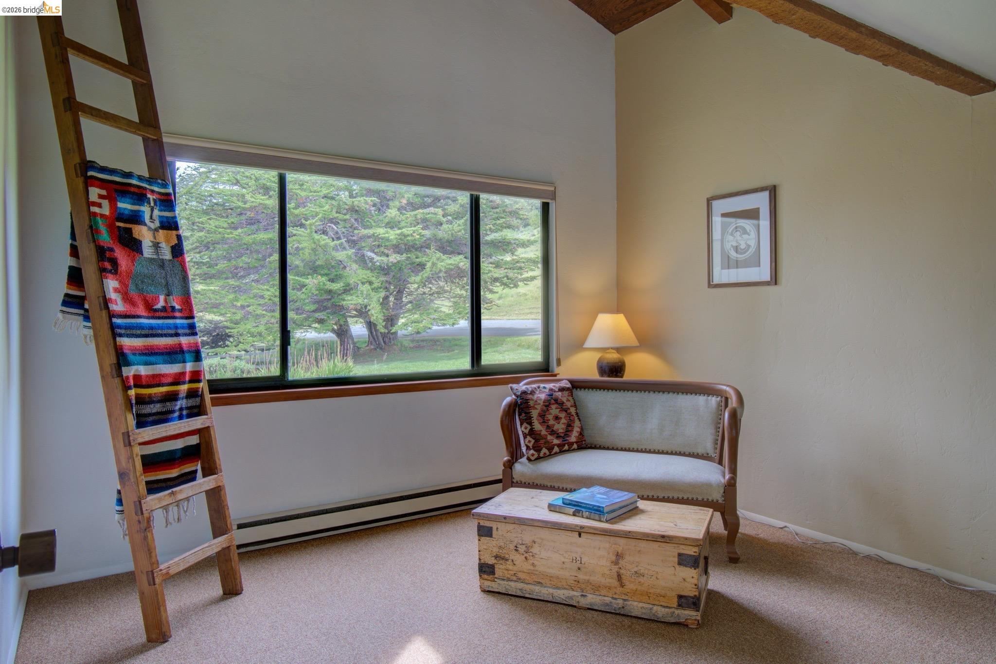 335 Spur Close