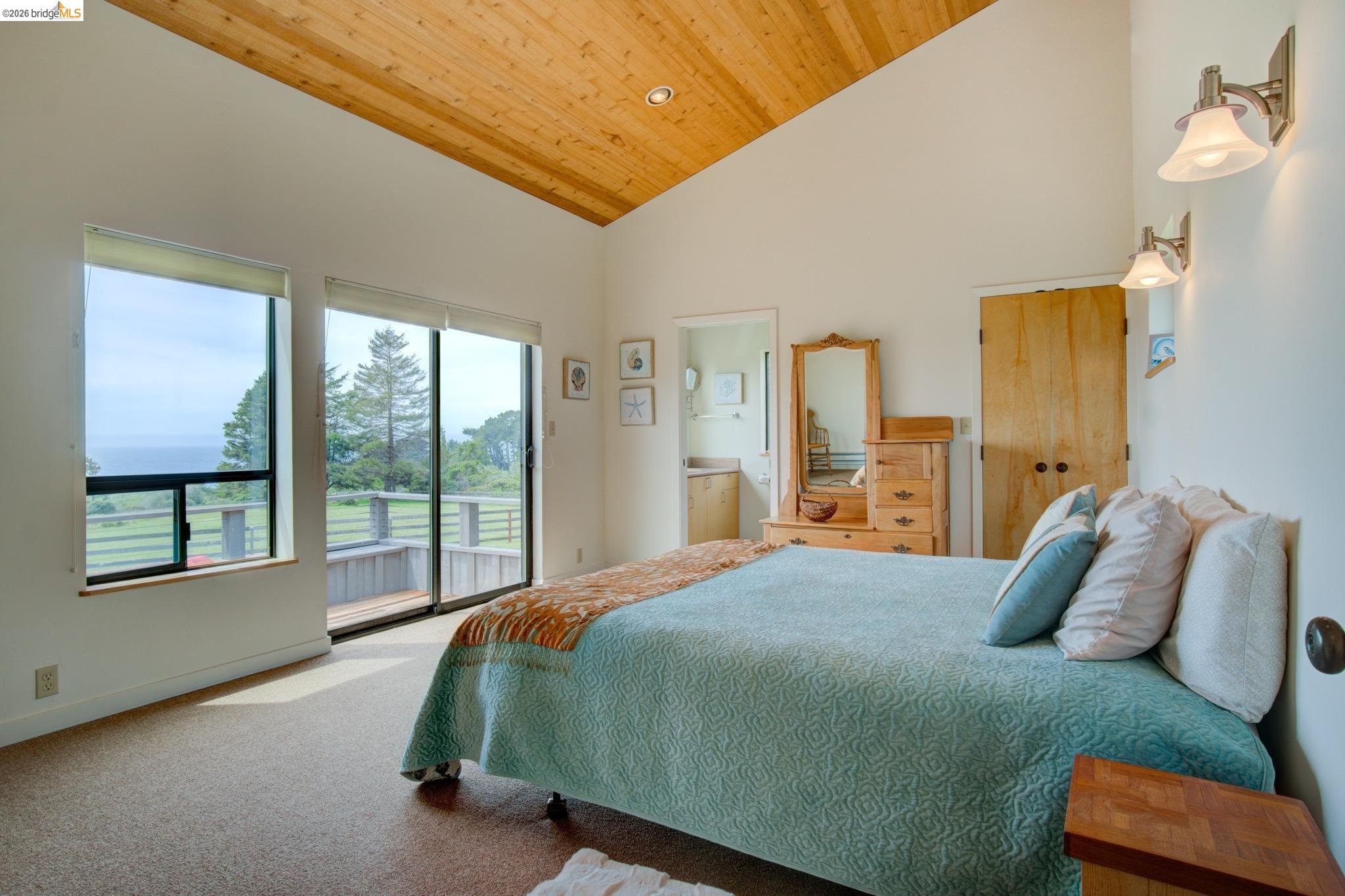 335 Spur Close