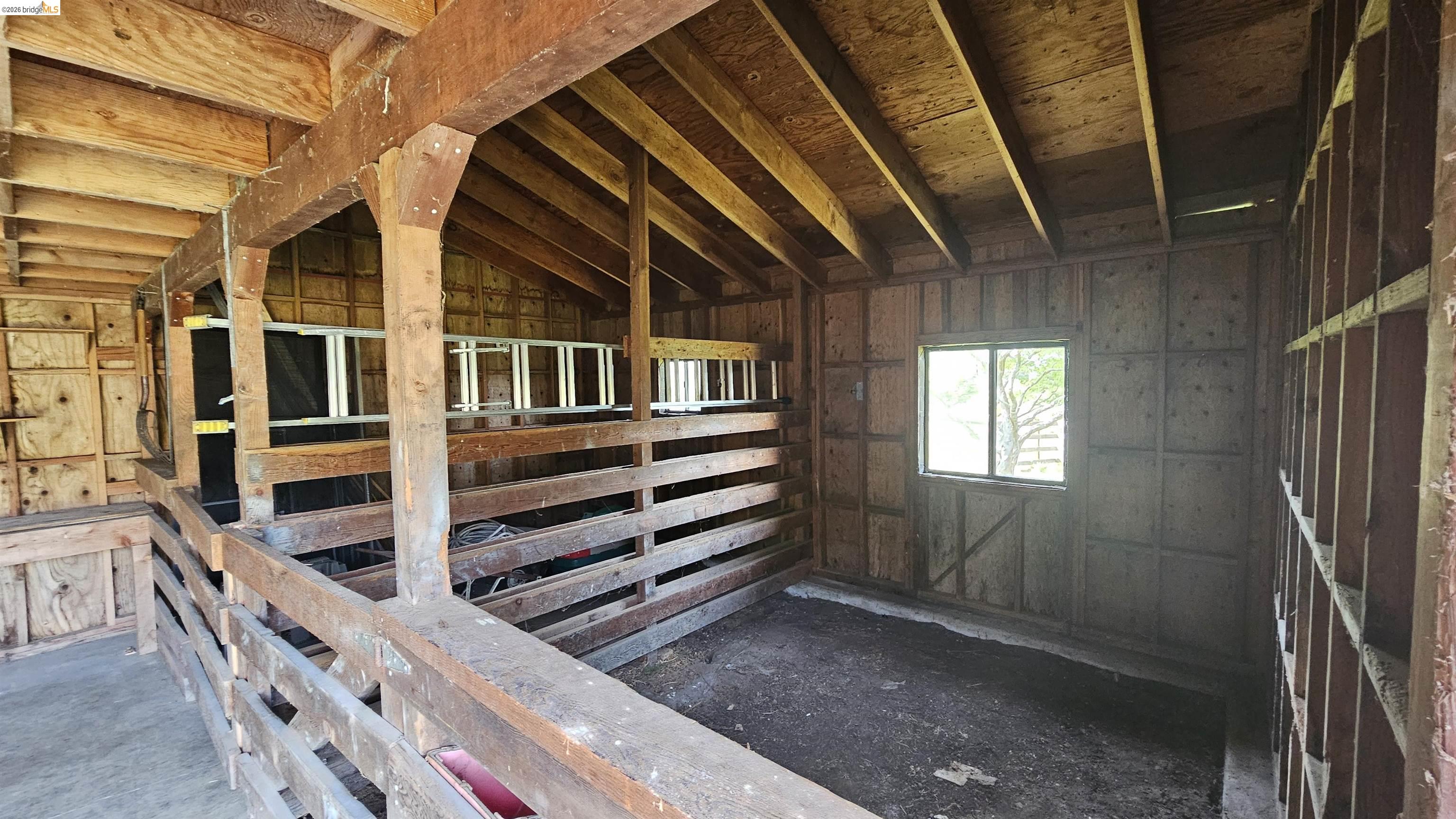 335 Spur Close