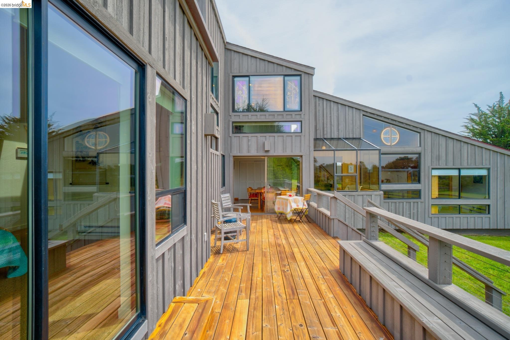 335 Spur Close