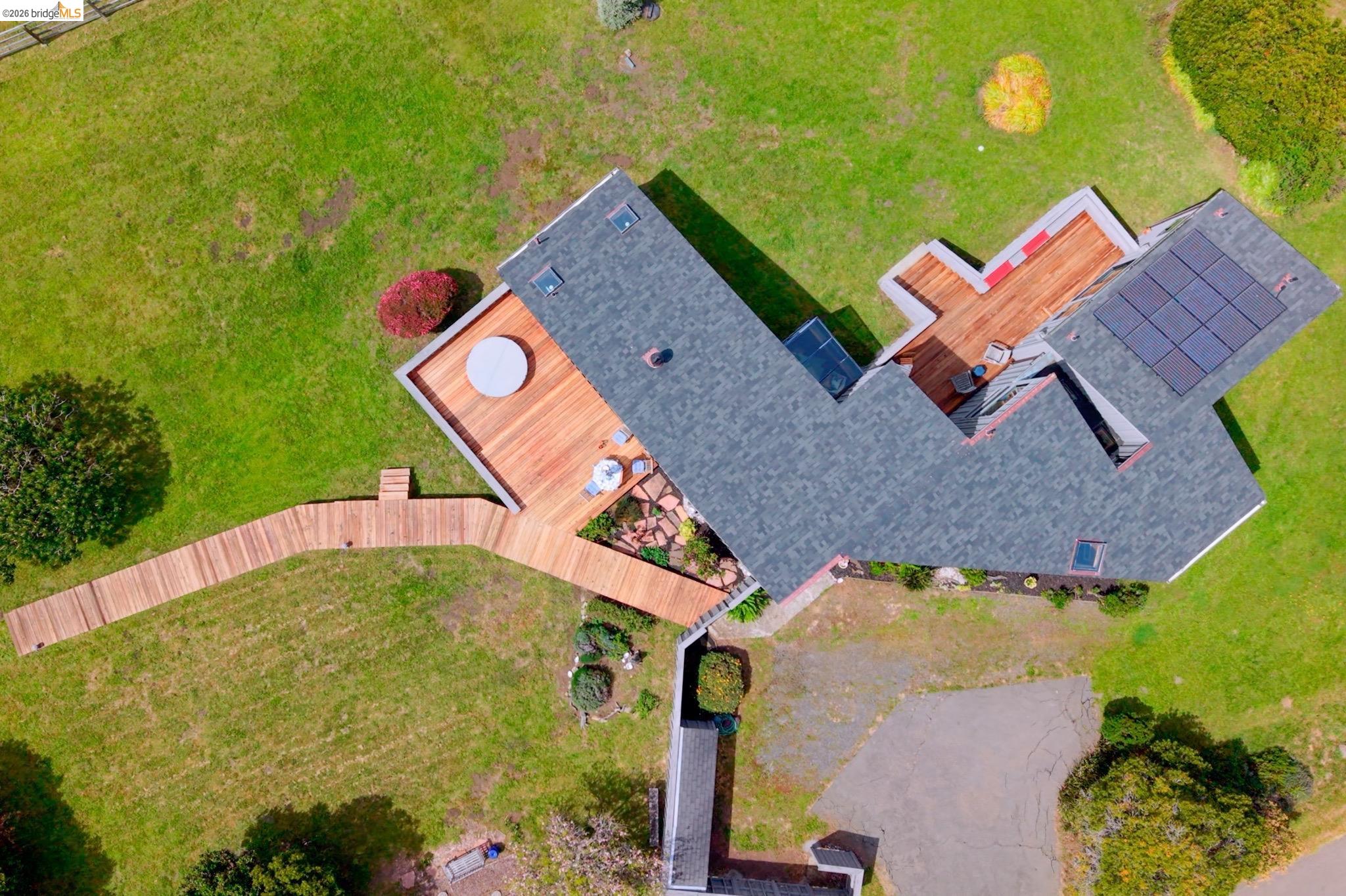 335 Spur Close