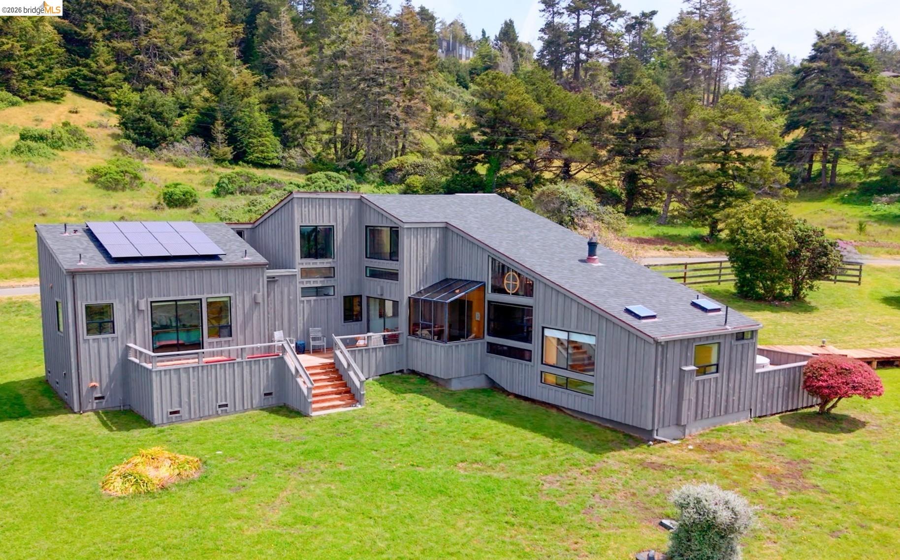 335 Spur Close