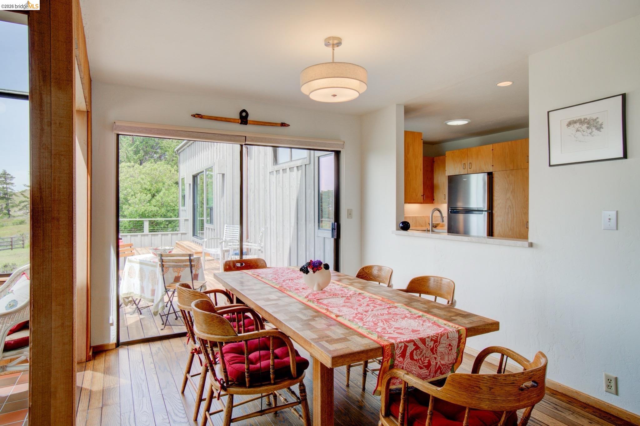 335 Spur Close
