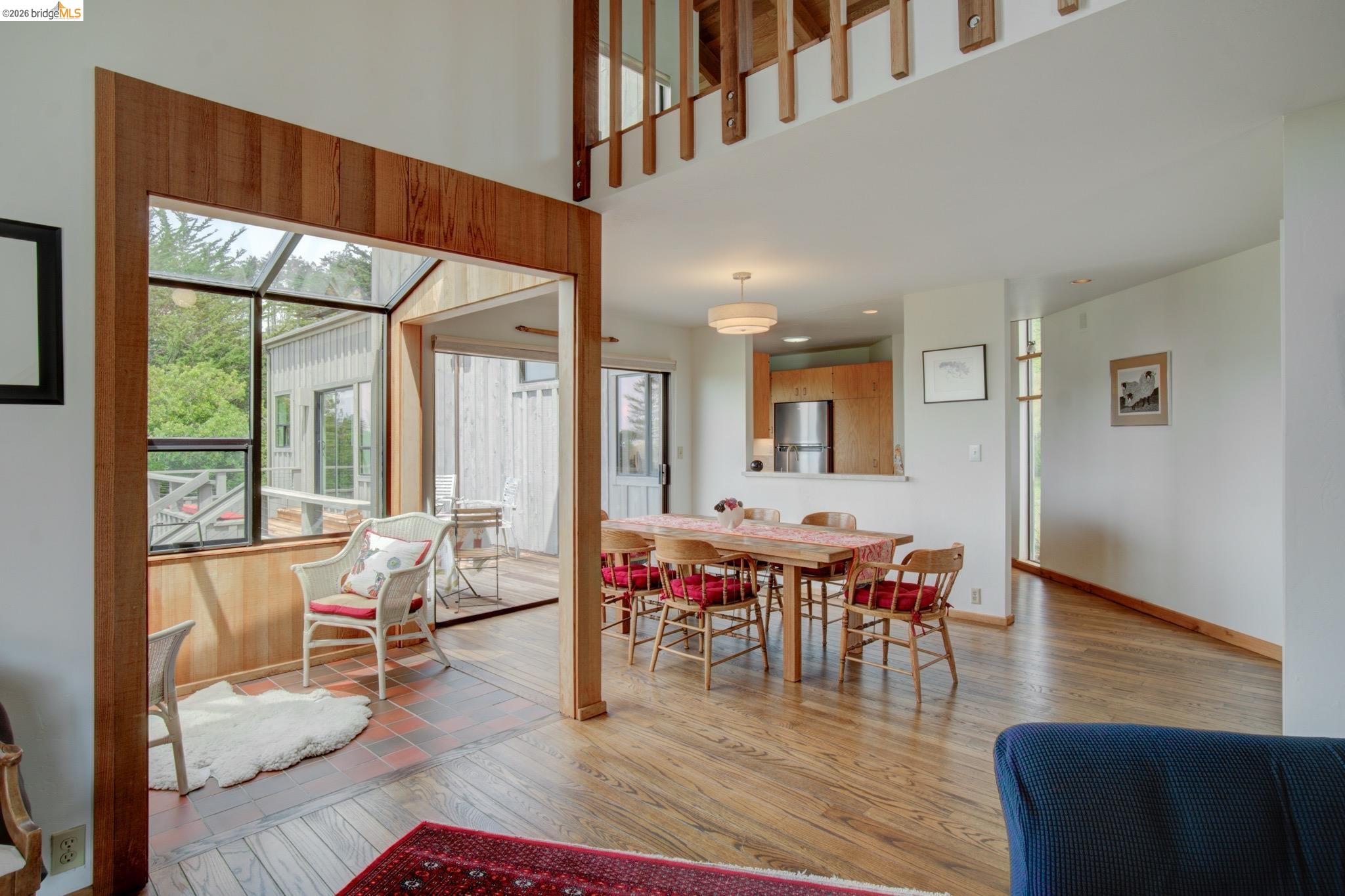 335 Spur Close