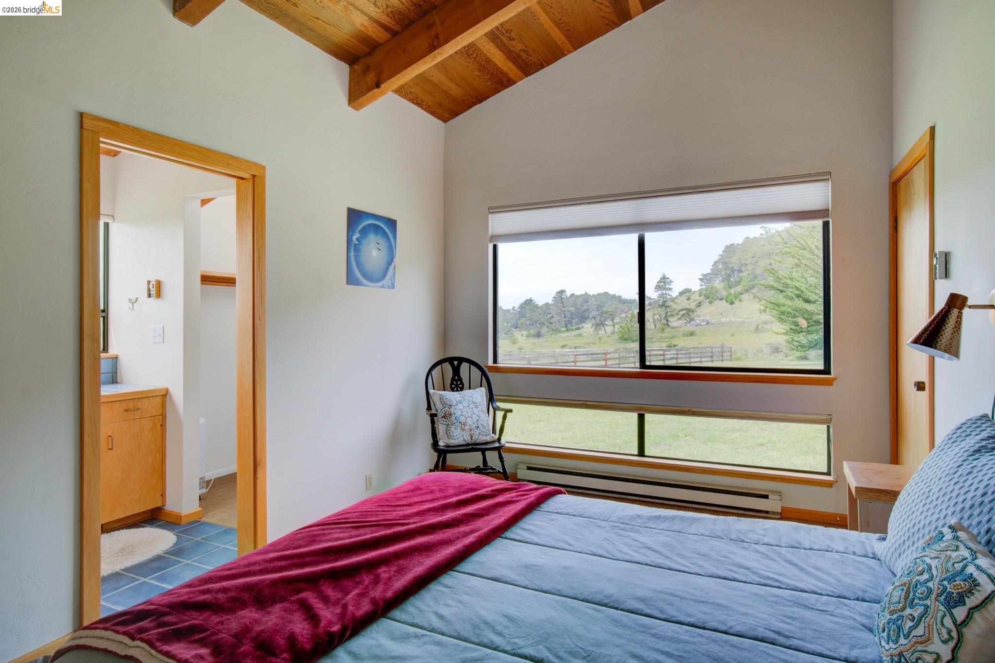335 Spur Close