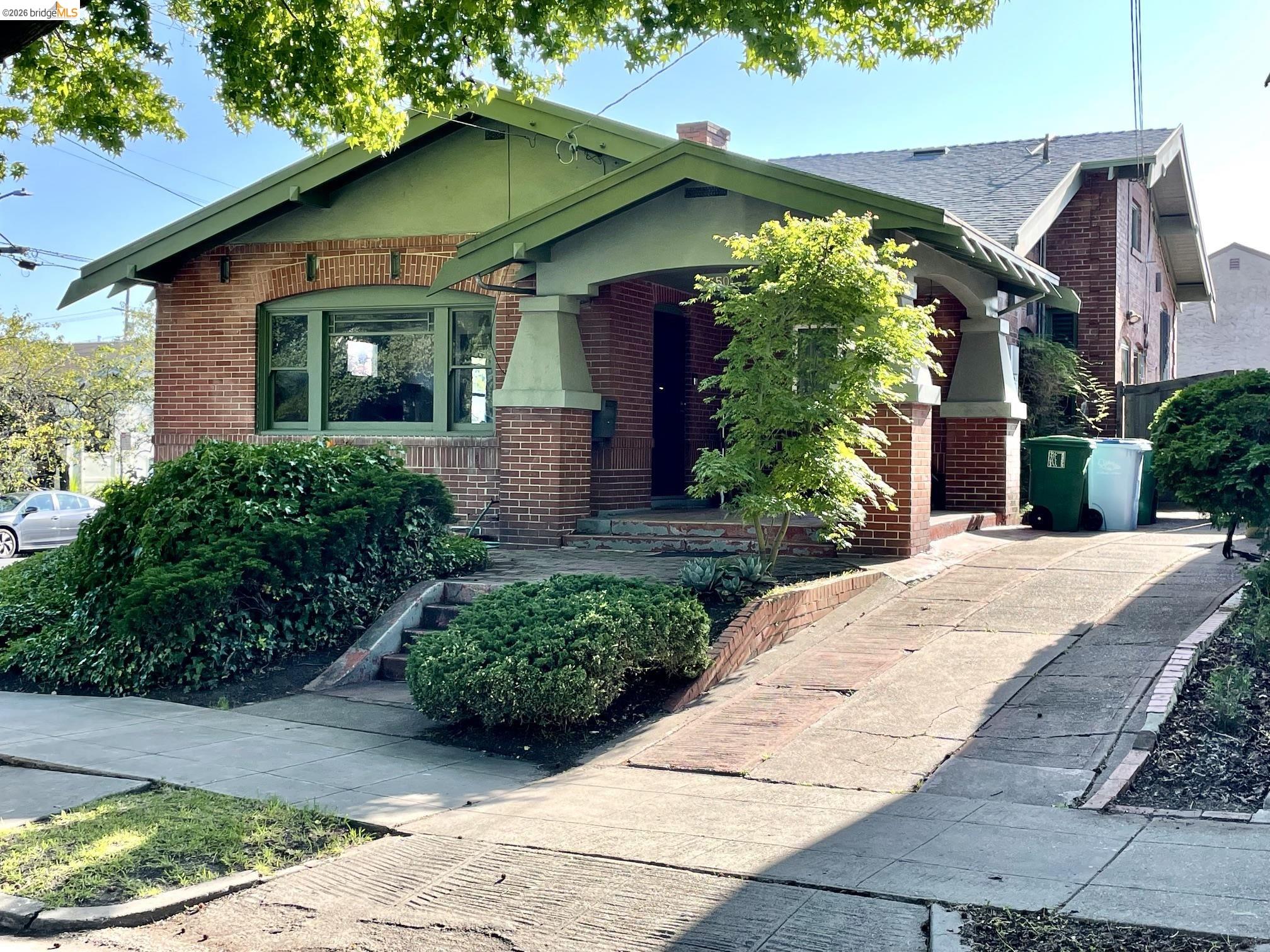 2350 Spaulding