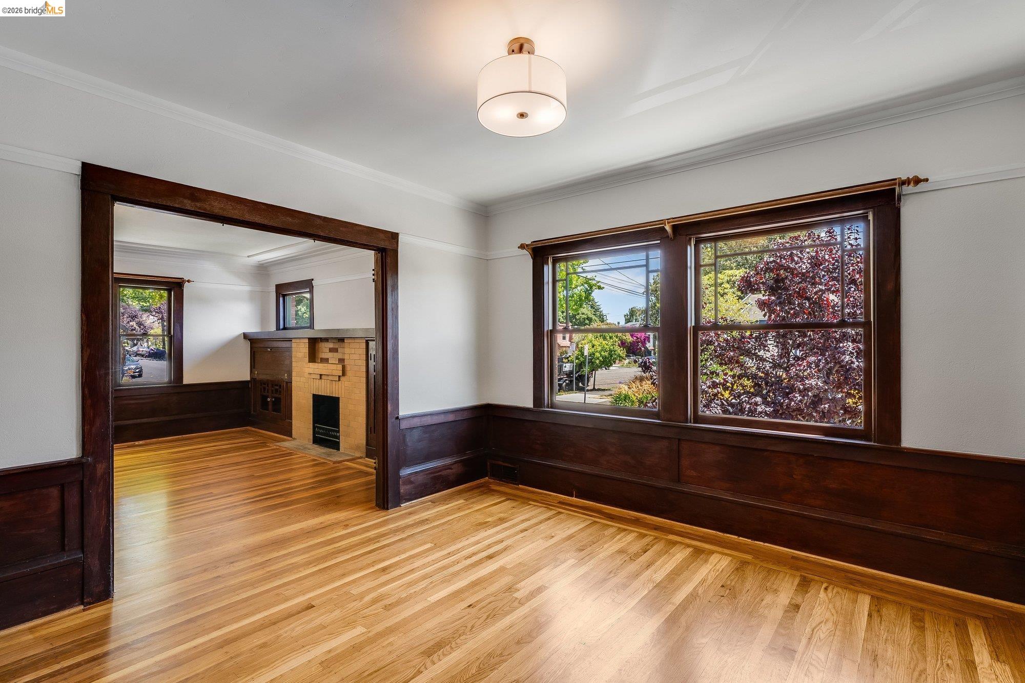 2350 Spaulding Avenue