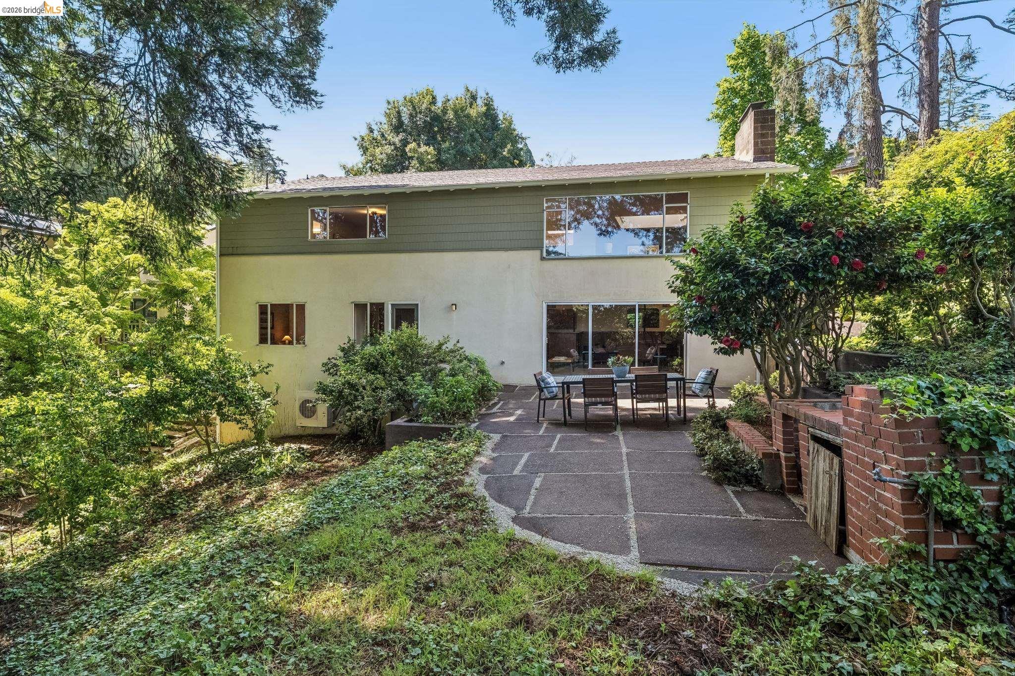 1113 Hillview Rd