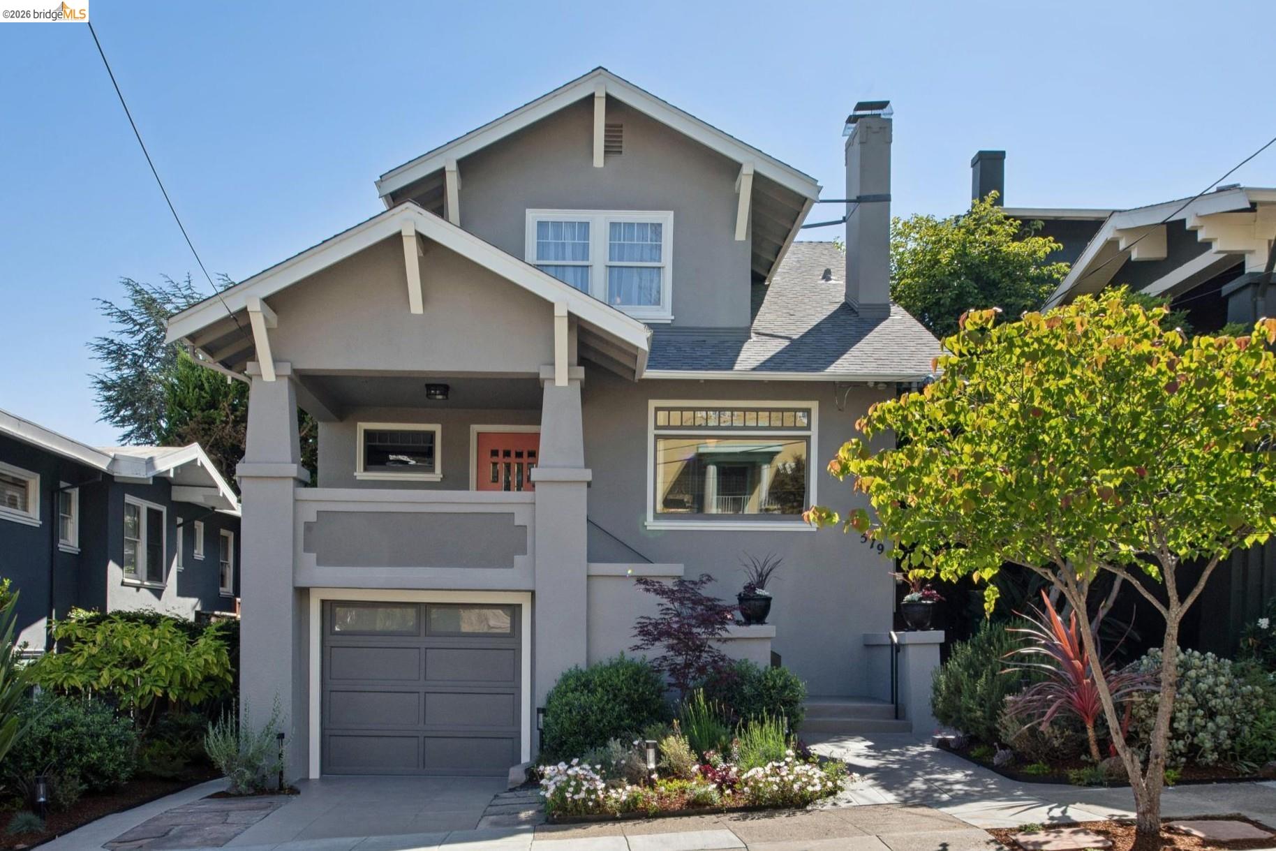 579 Kenmore Ave