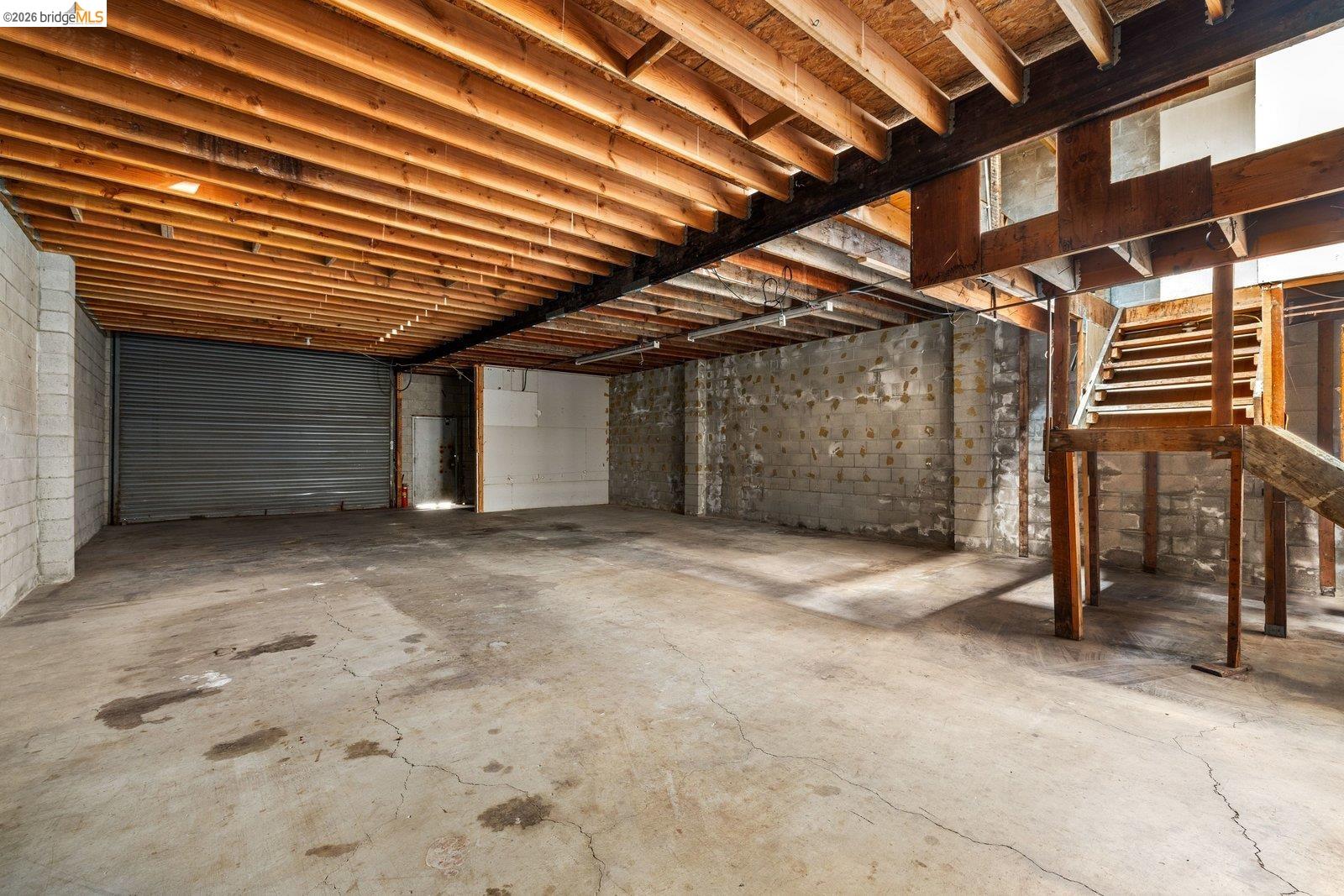 1528 International Blvd