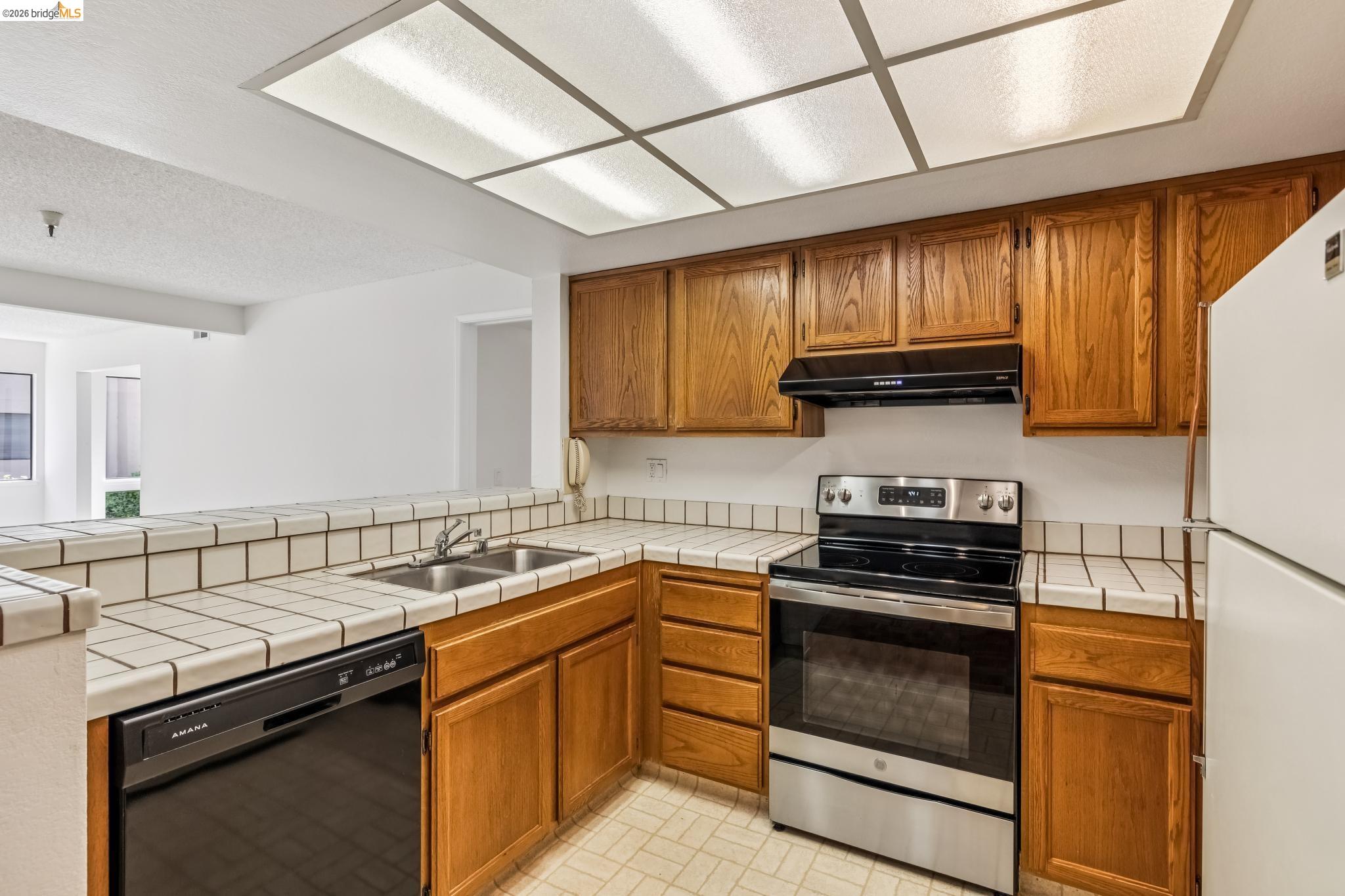 545 Pierce St # 2307