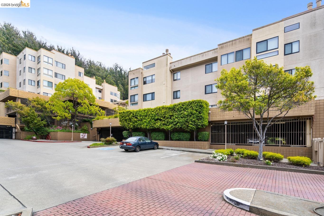 545 Pierce St # 2307