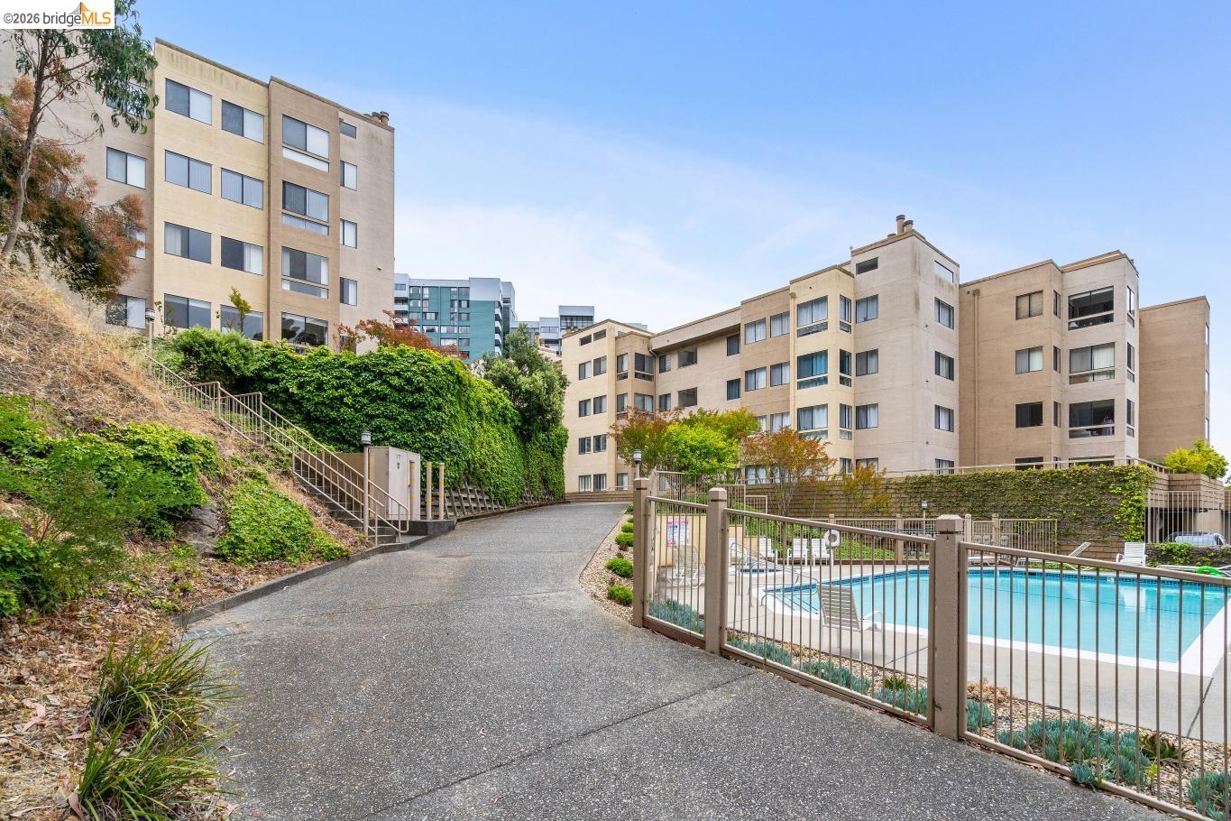 545 Pierce St # 2307