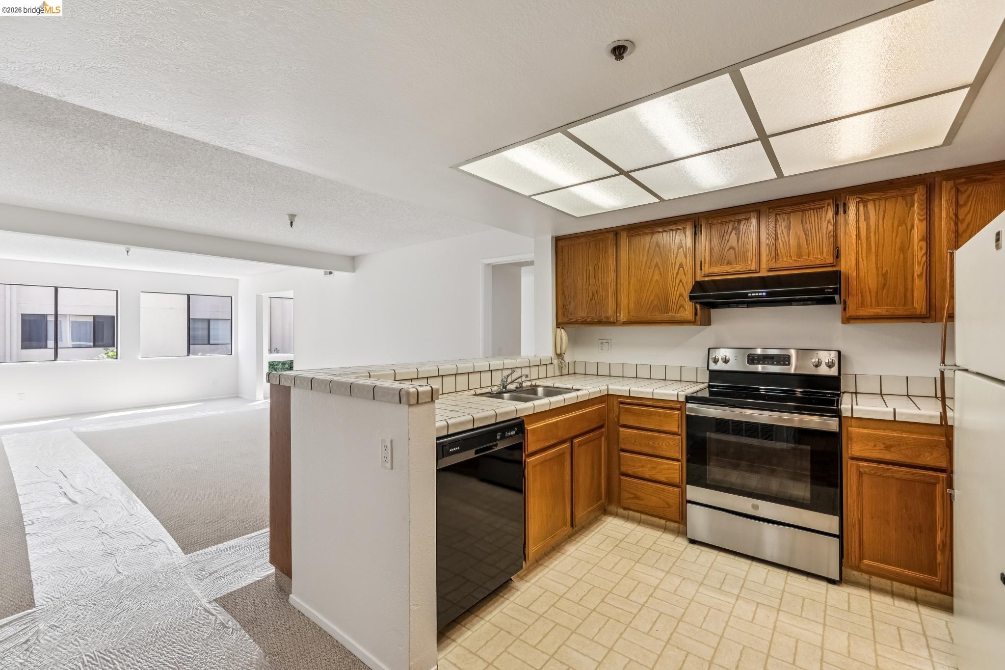 545 Pierce St # 2307