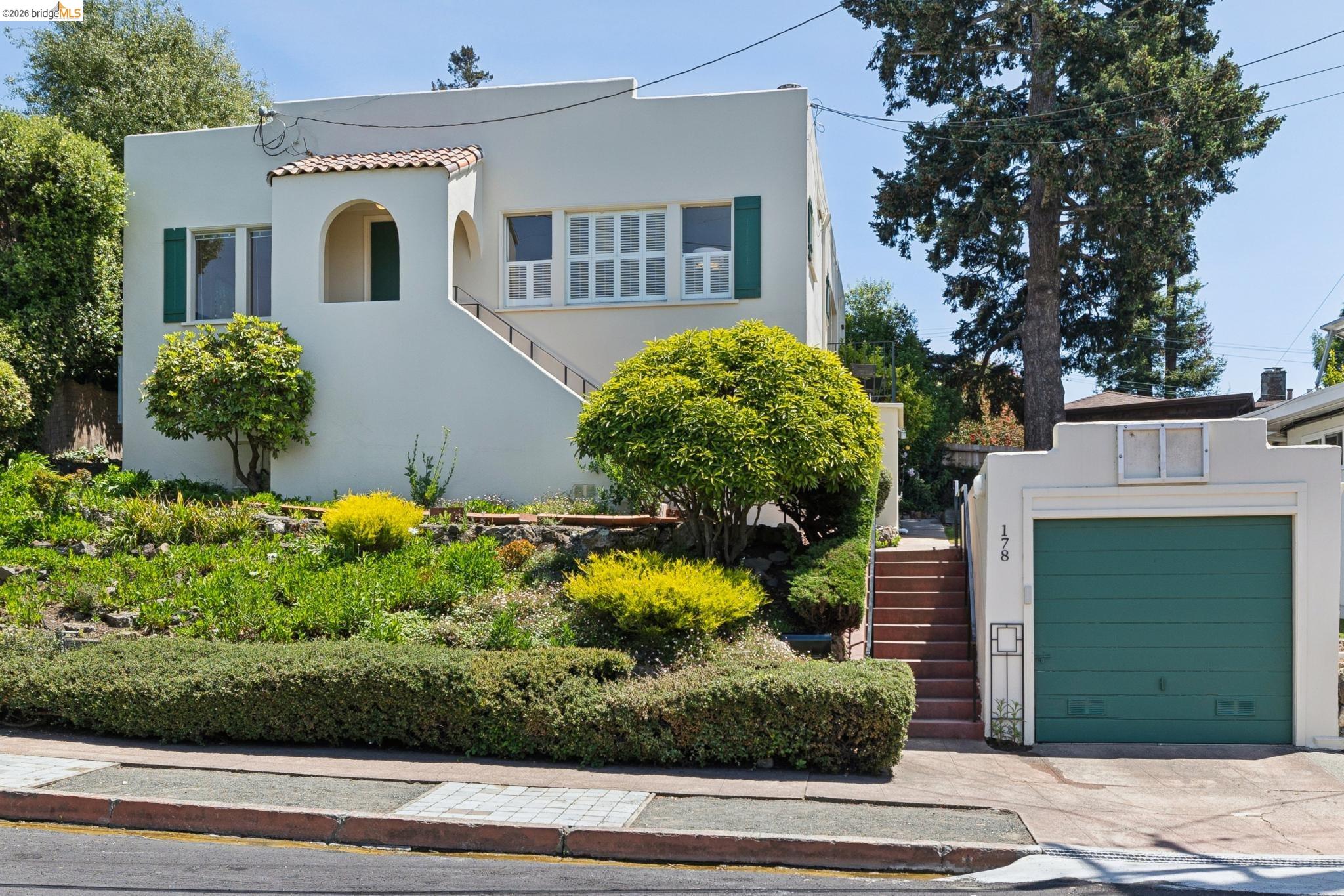 178 Ardmore Rd