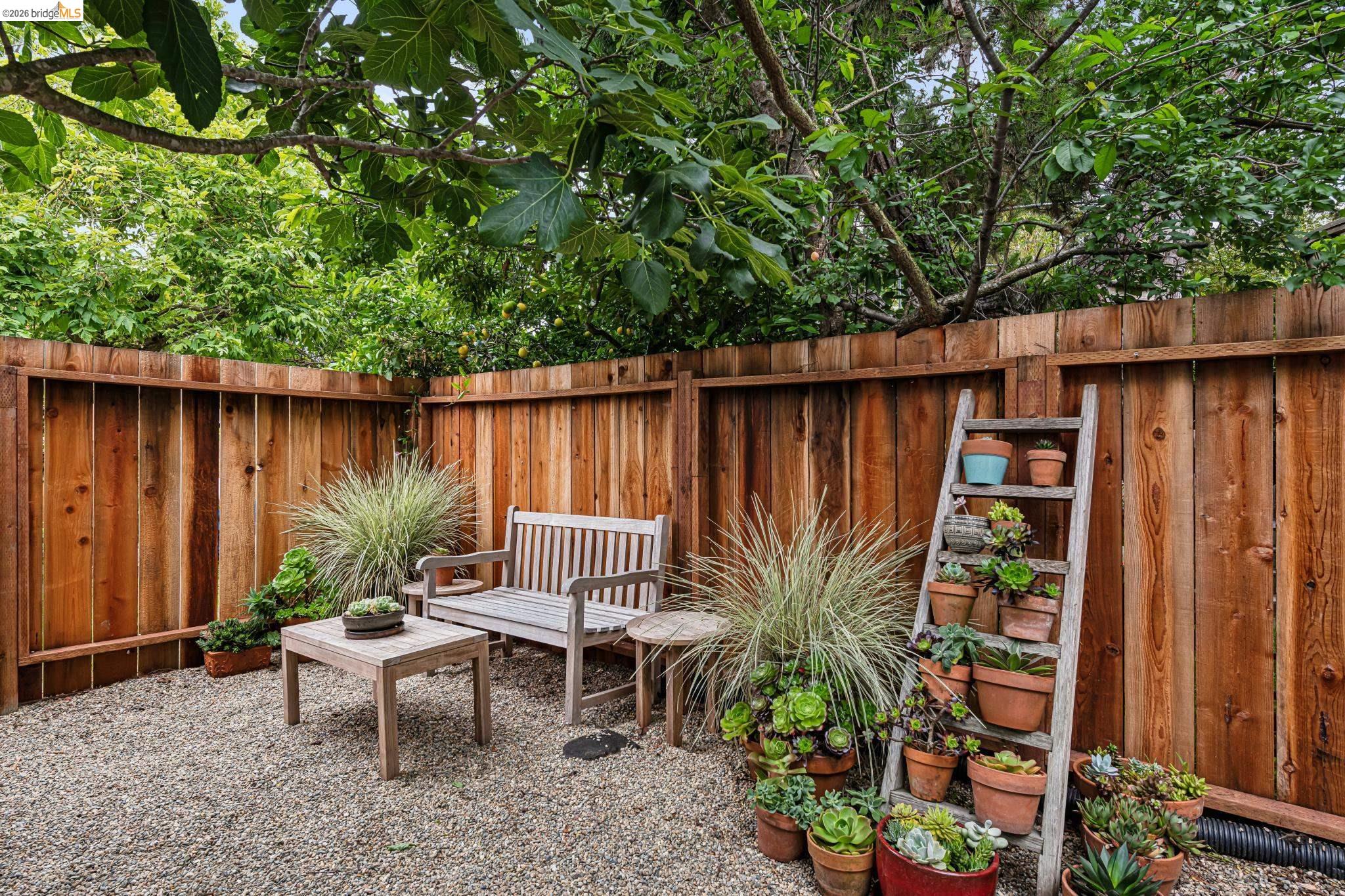 1744 Addison