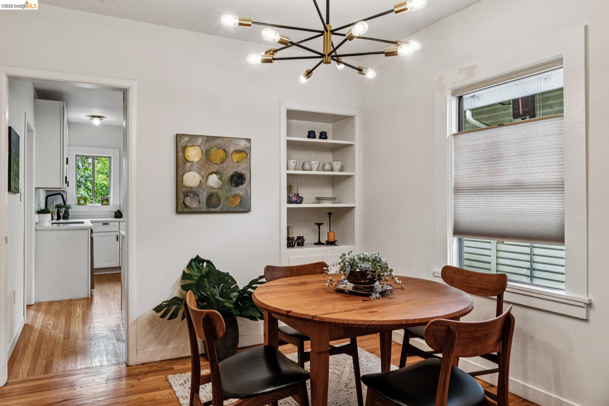 1744 Addison