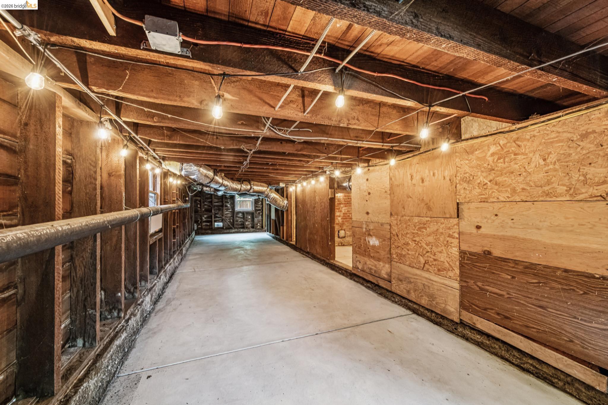 1744 Addison