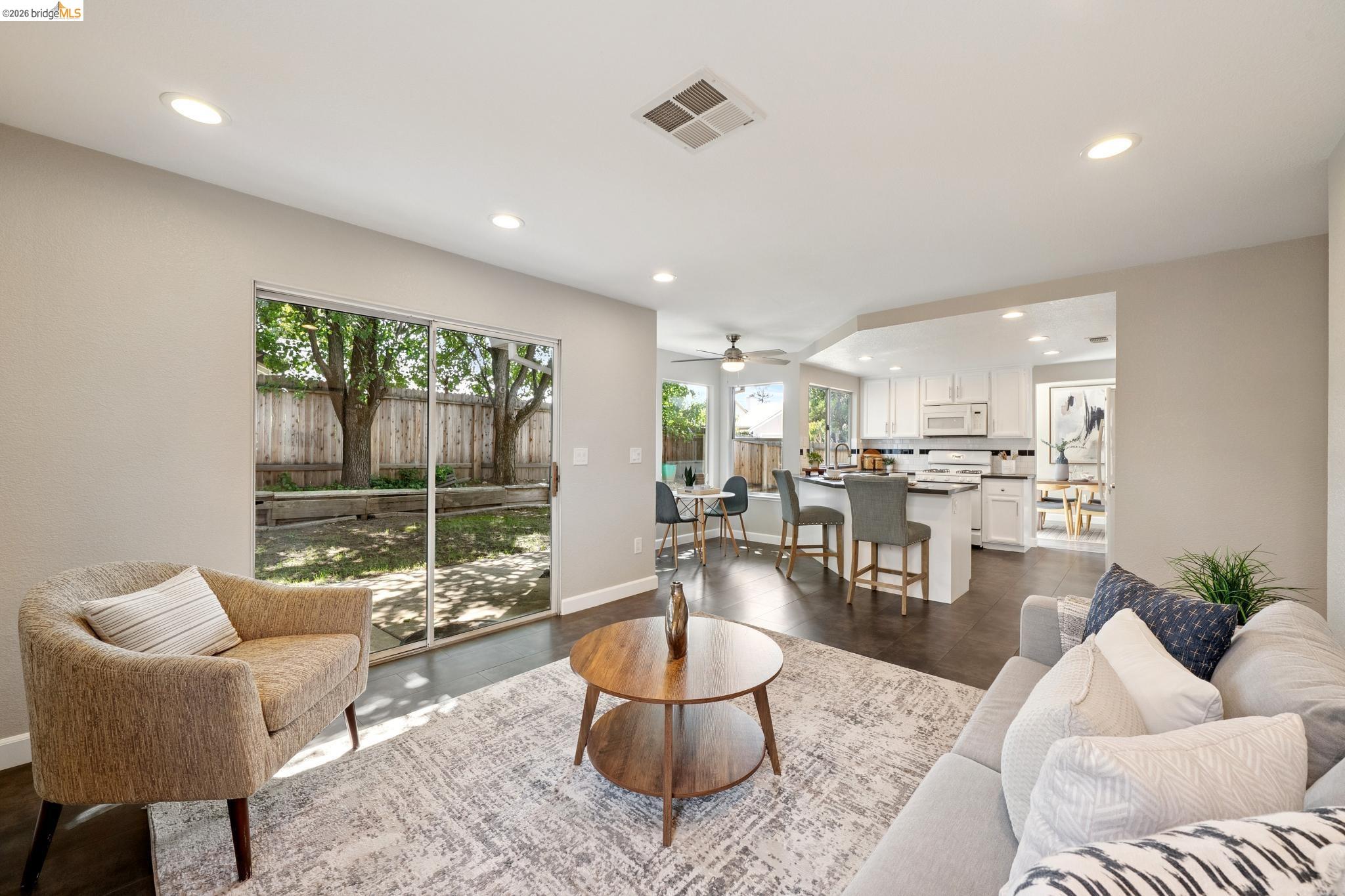 3400 Cobblestone Dr