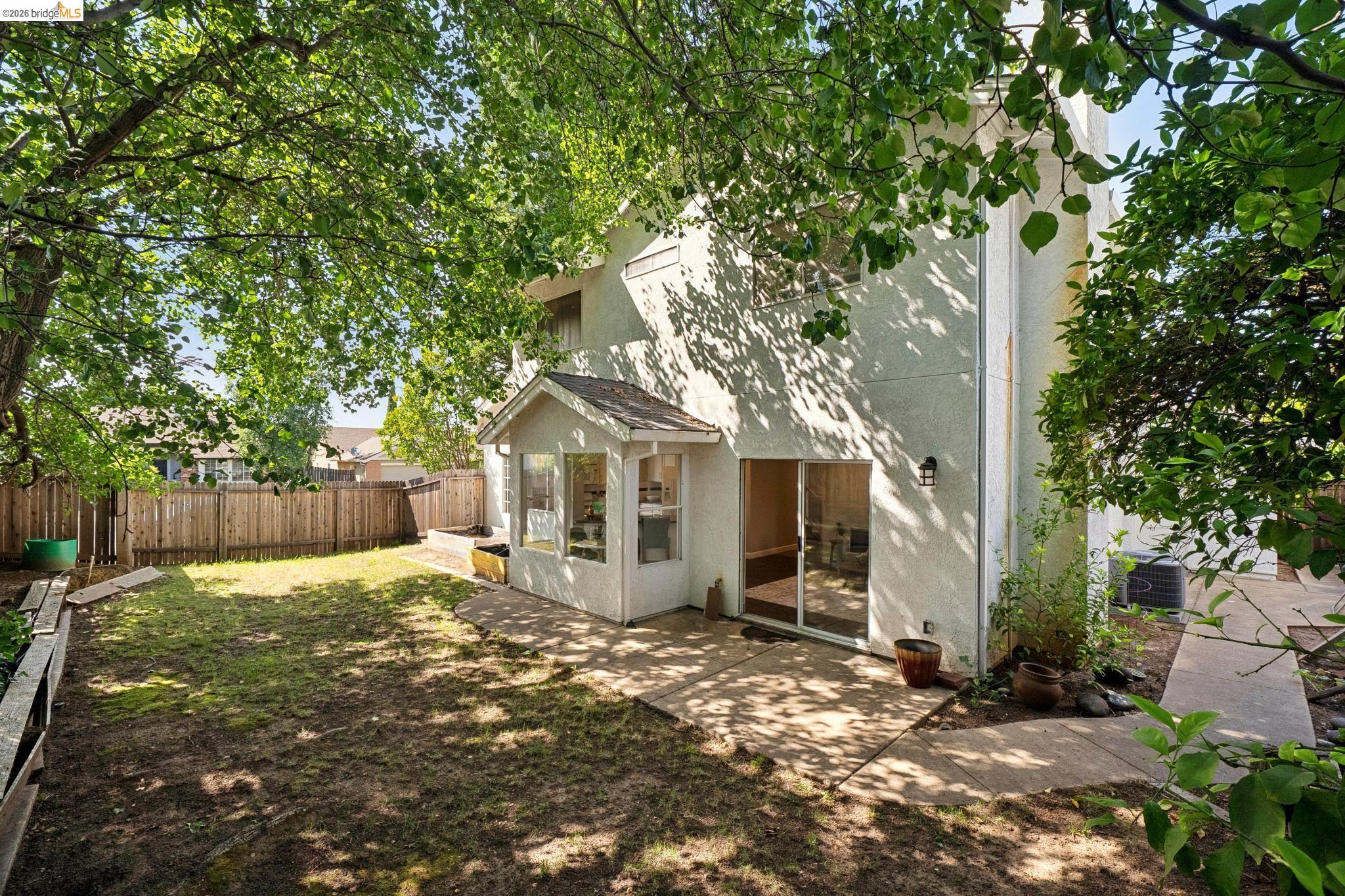 3400 Cobblestone Dr