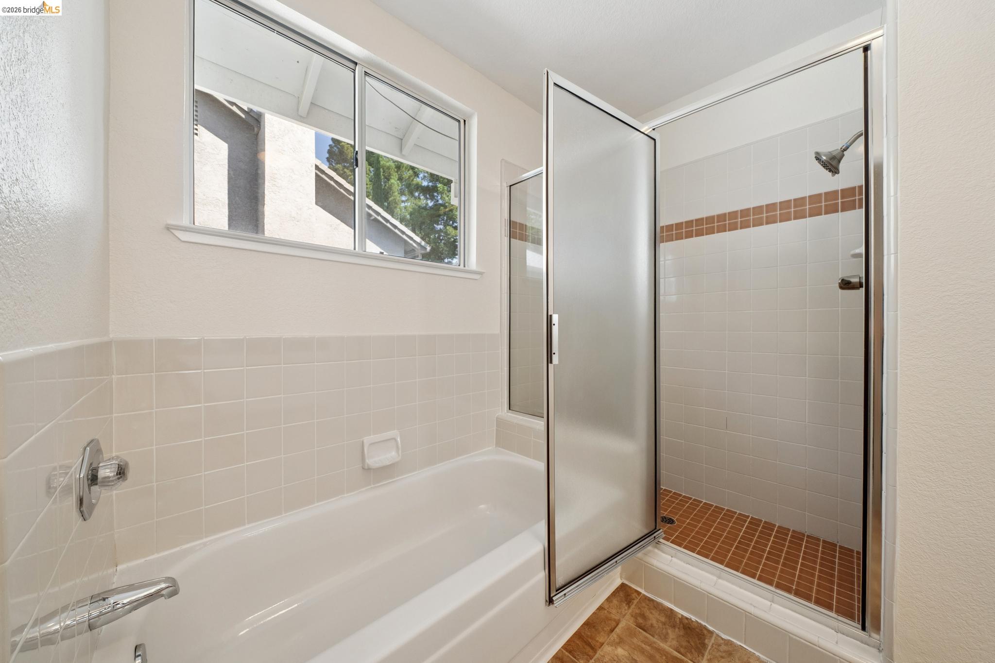 3400 Cobblestone Dr