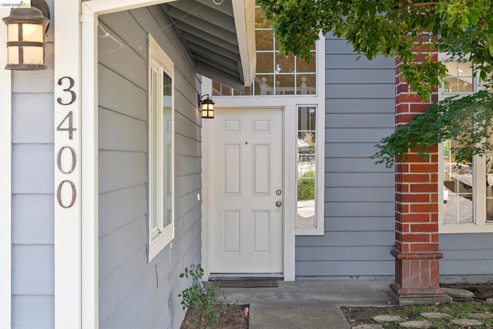 3400 Cobblestone Dr